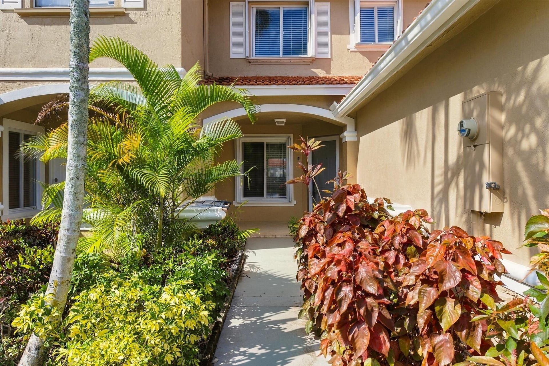 Residence photo 4