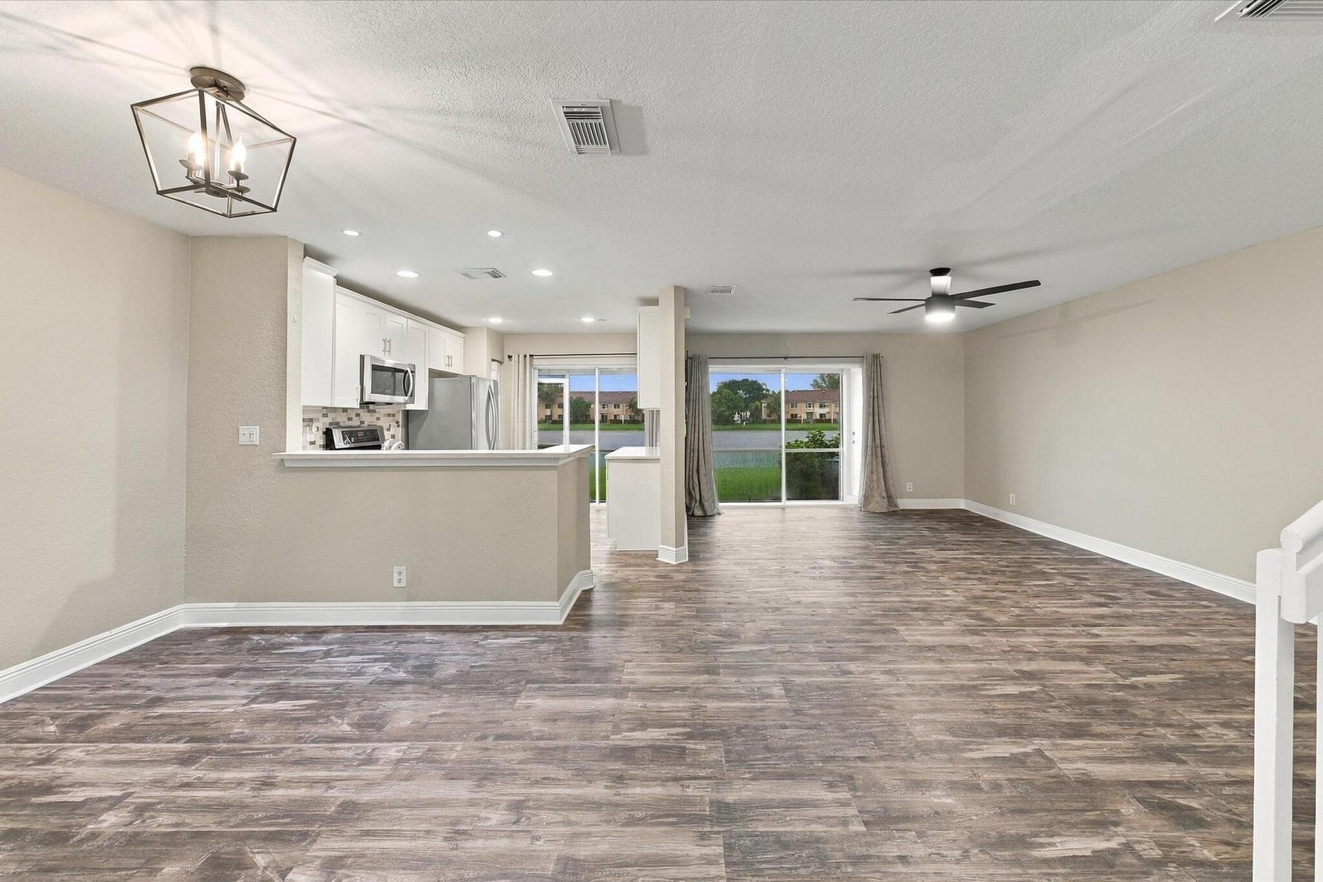 Residence photo 6
