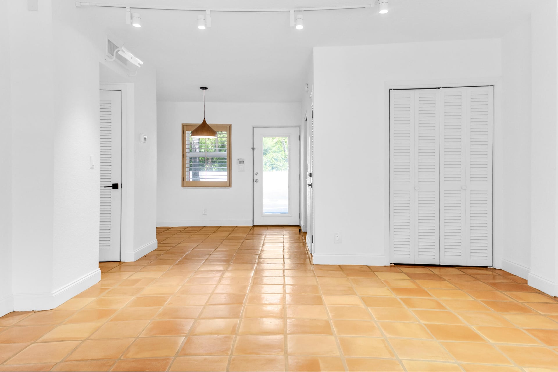 North End Palm Beach Unit 107 photo 16
