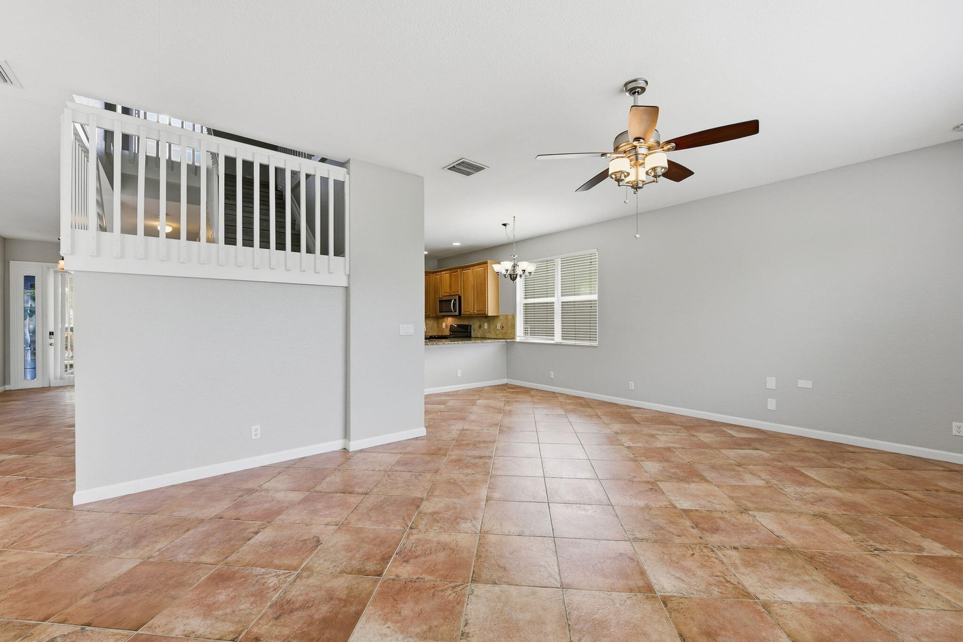  Residence photo 12