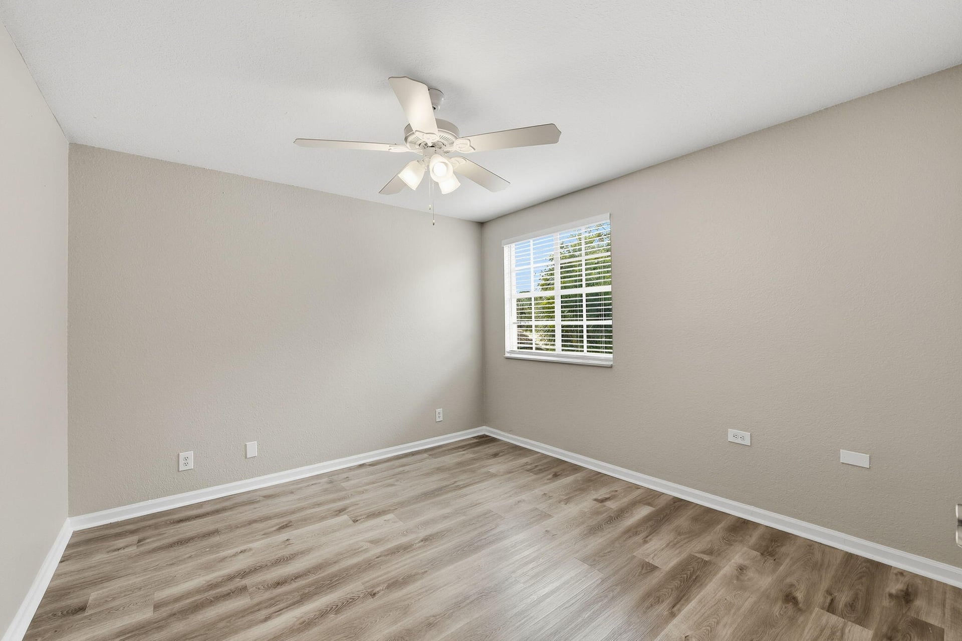  Residence photo 20