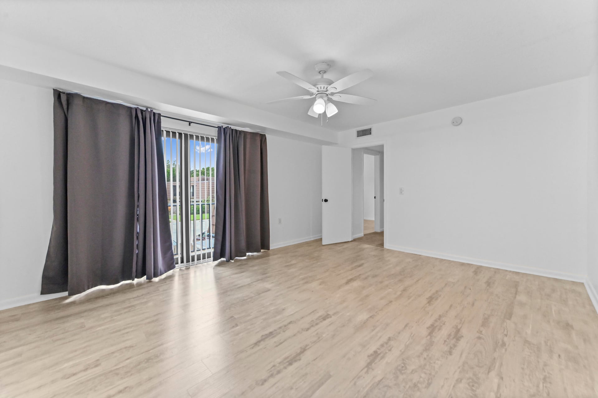  Residence photo 10