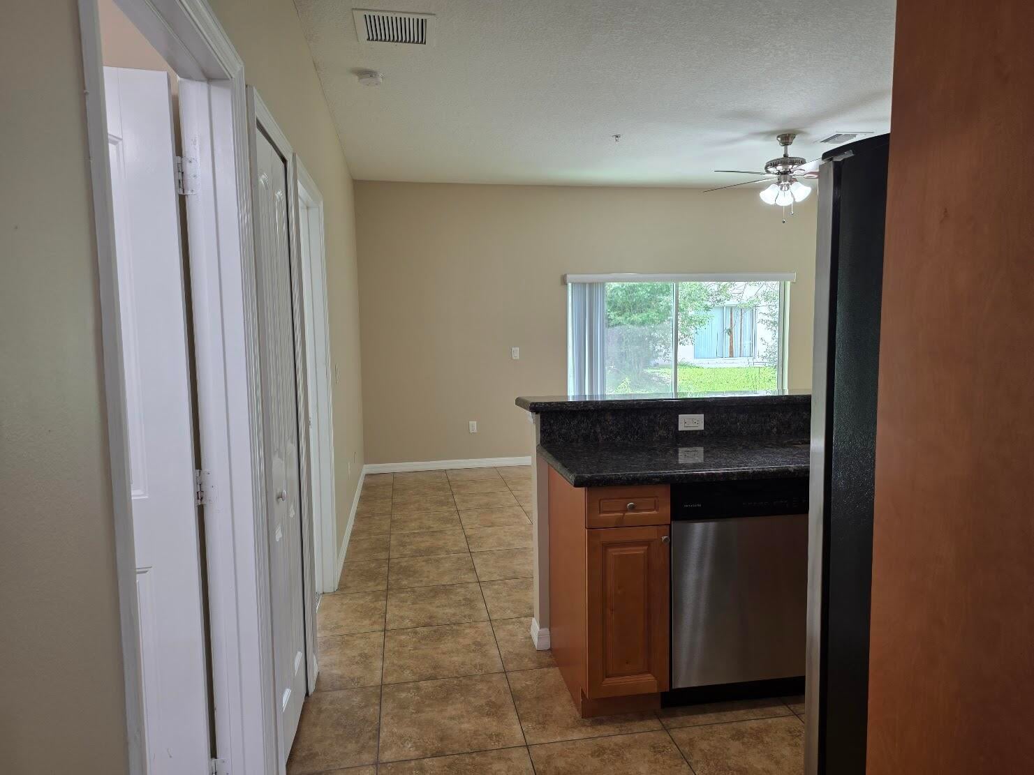  Residence photo 6