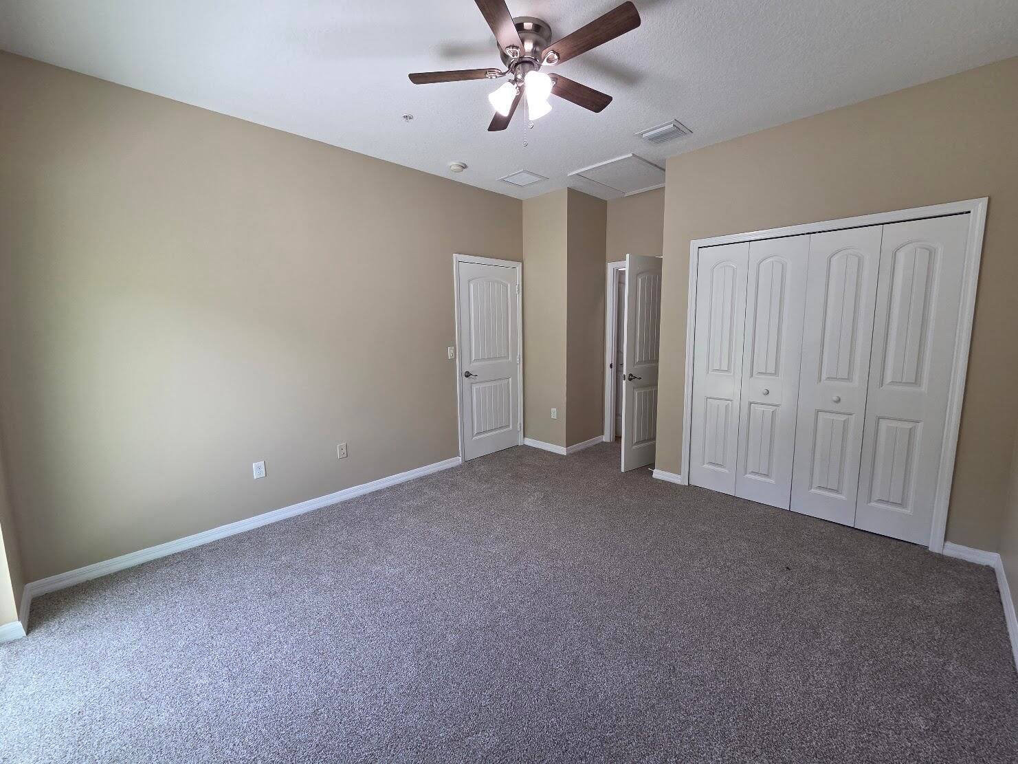  Residence photo 12