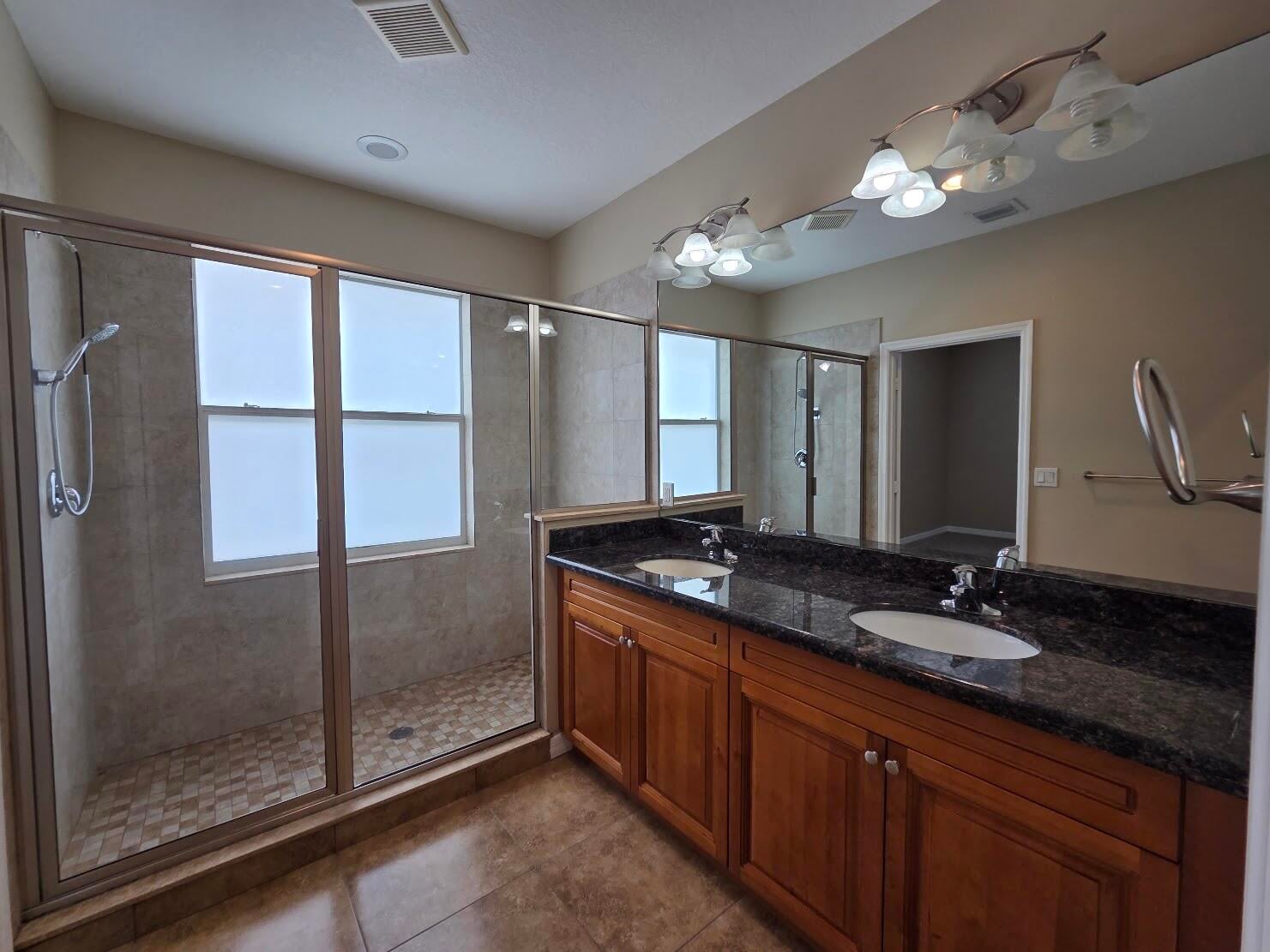  Residence photo 21