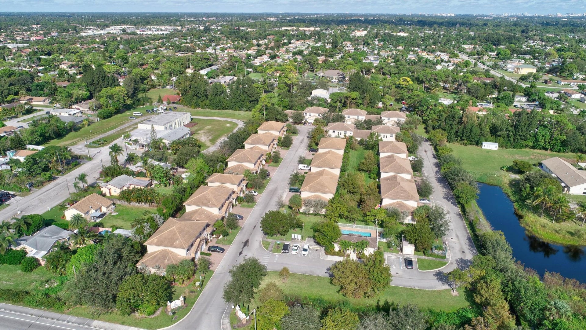  Residence photo 36
