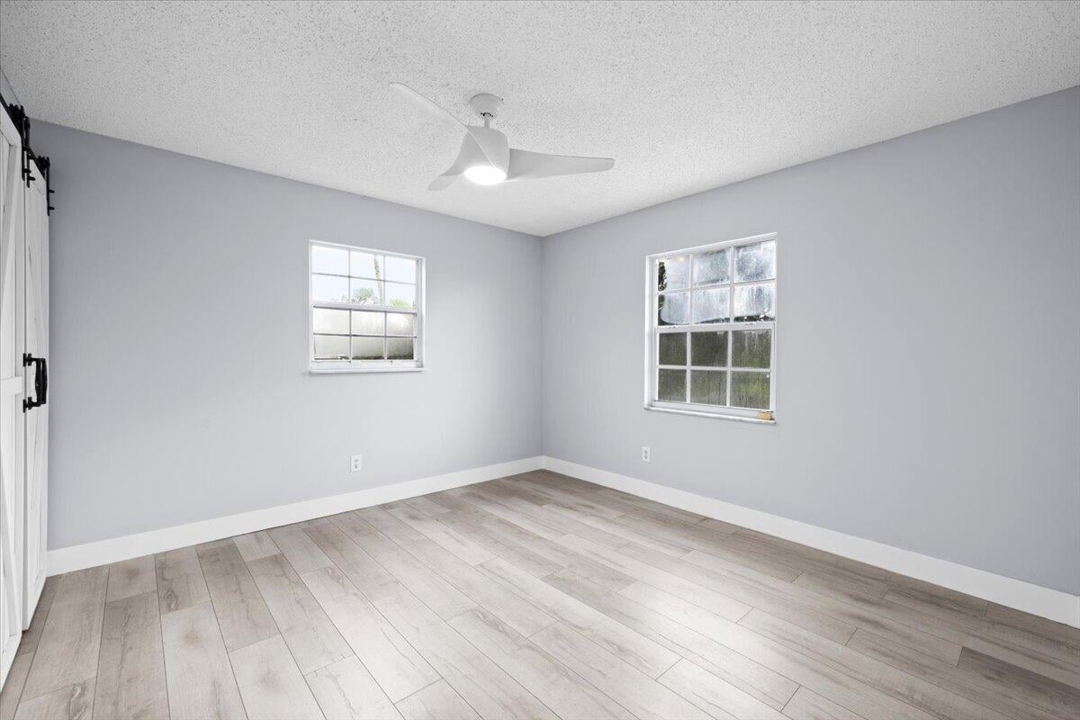 Residence photo 28