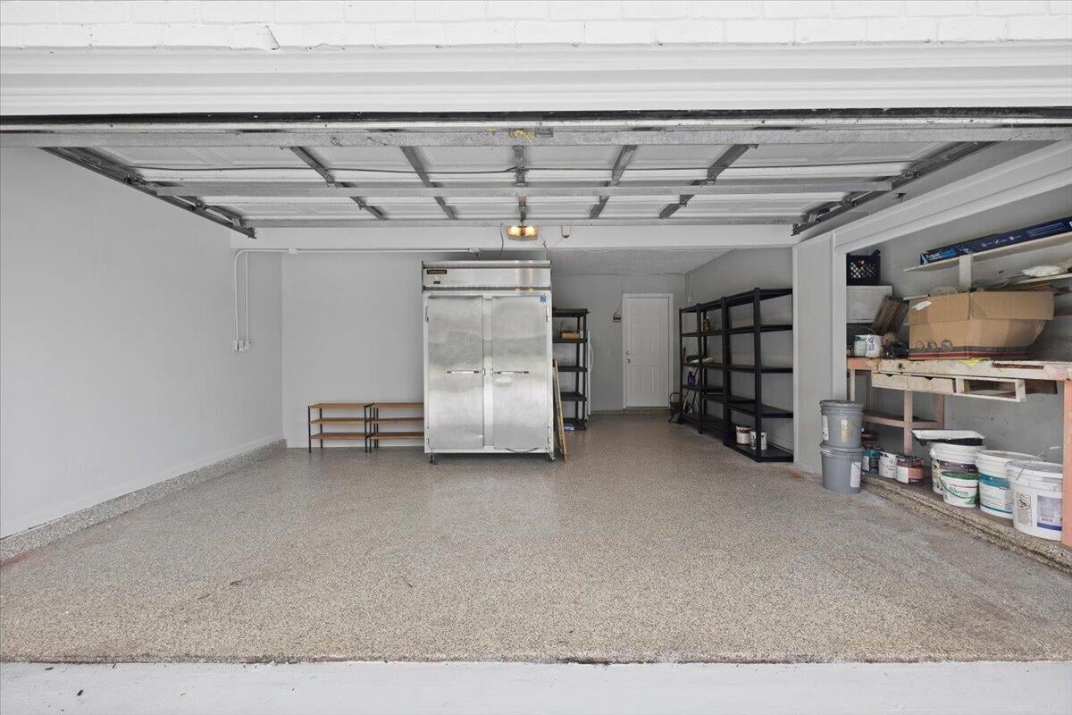 Residence photo 41
