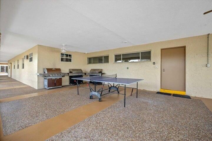  Residence photo 5