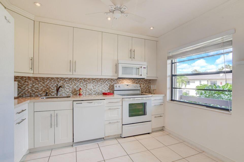 Boca Lago Country Club Homes Unit H photo 21