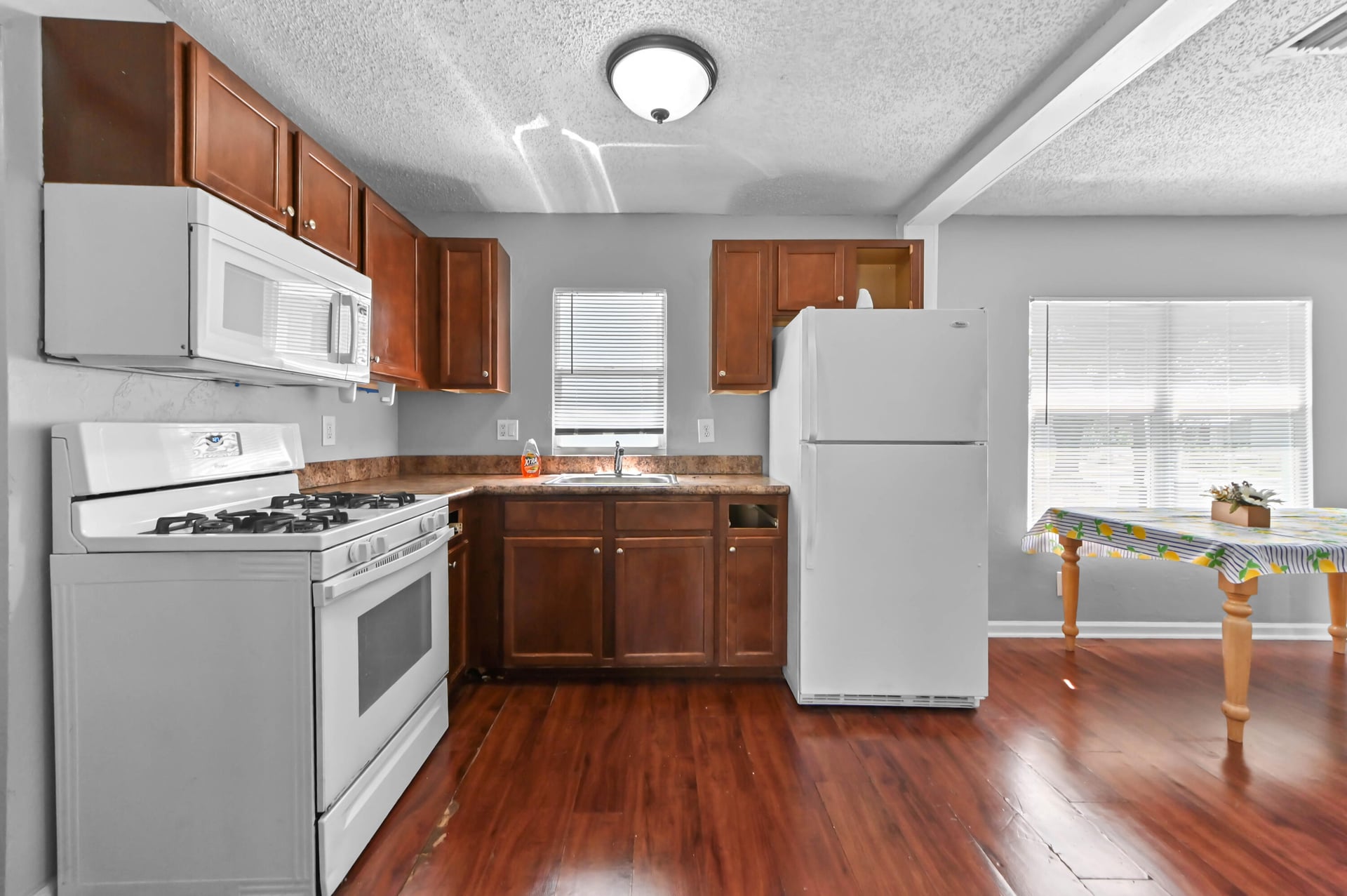  Residence photo 8