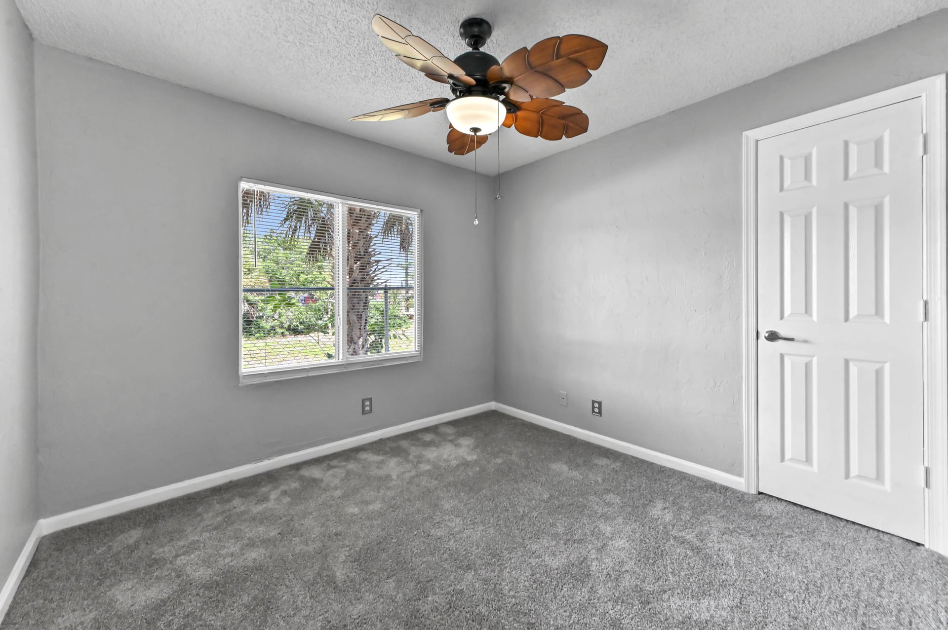  Residence photo 15
