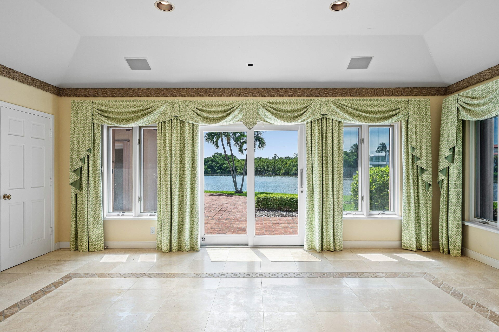 Palm Trail Delray Beach Residence photo 11