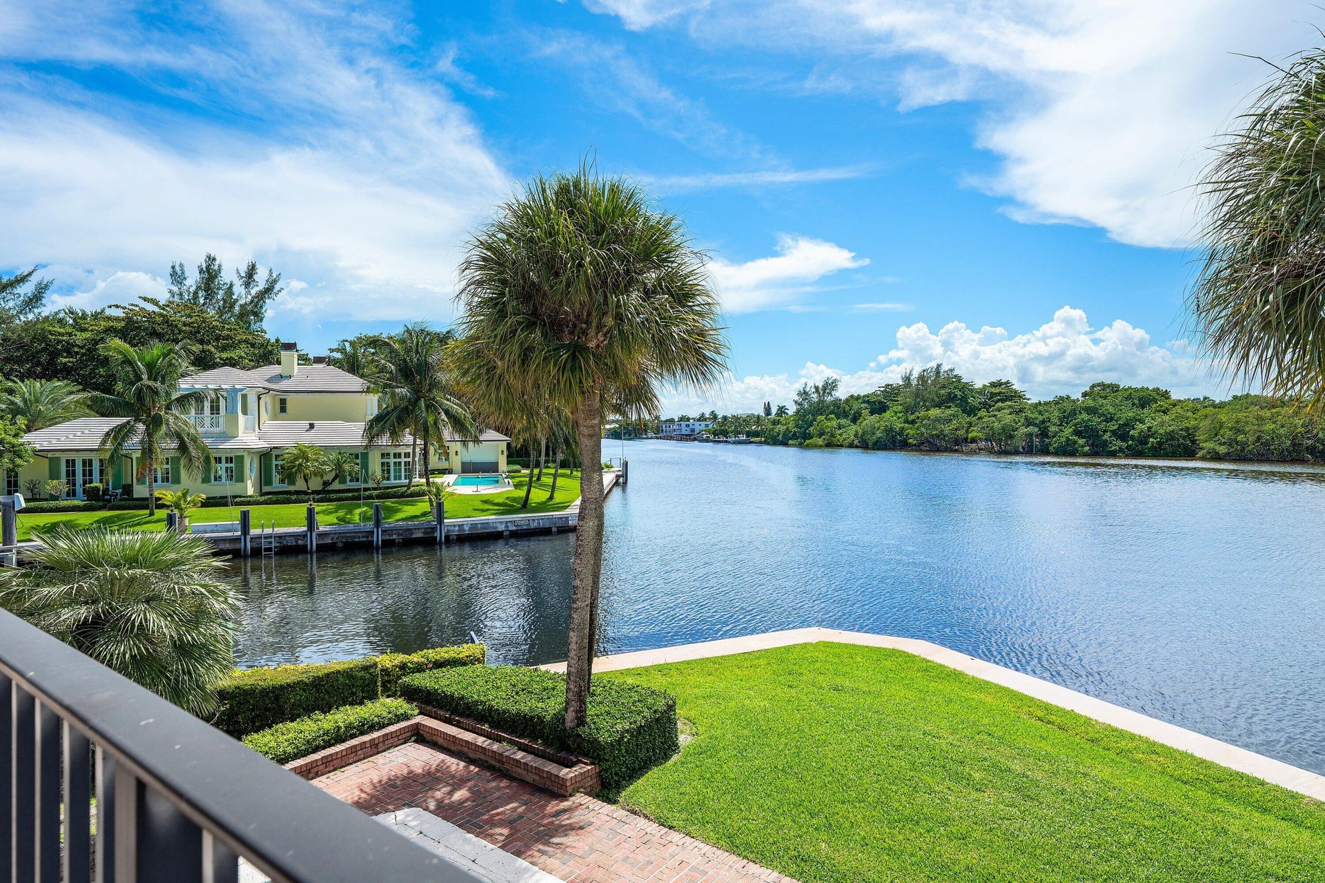 Palm Trail Delray Beach Residence photo 14