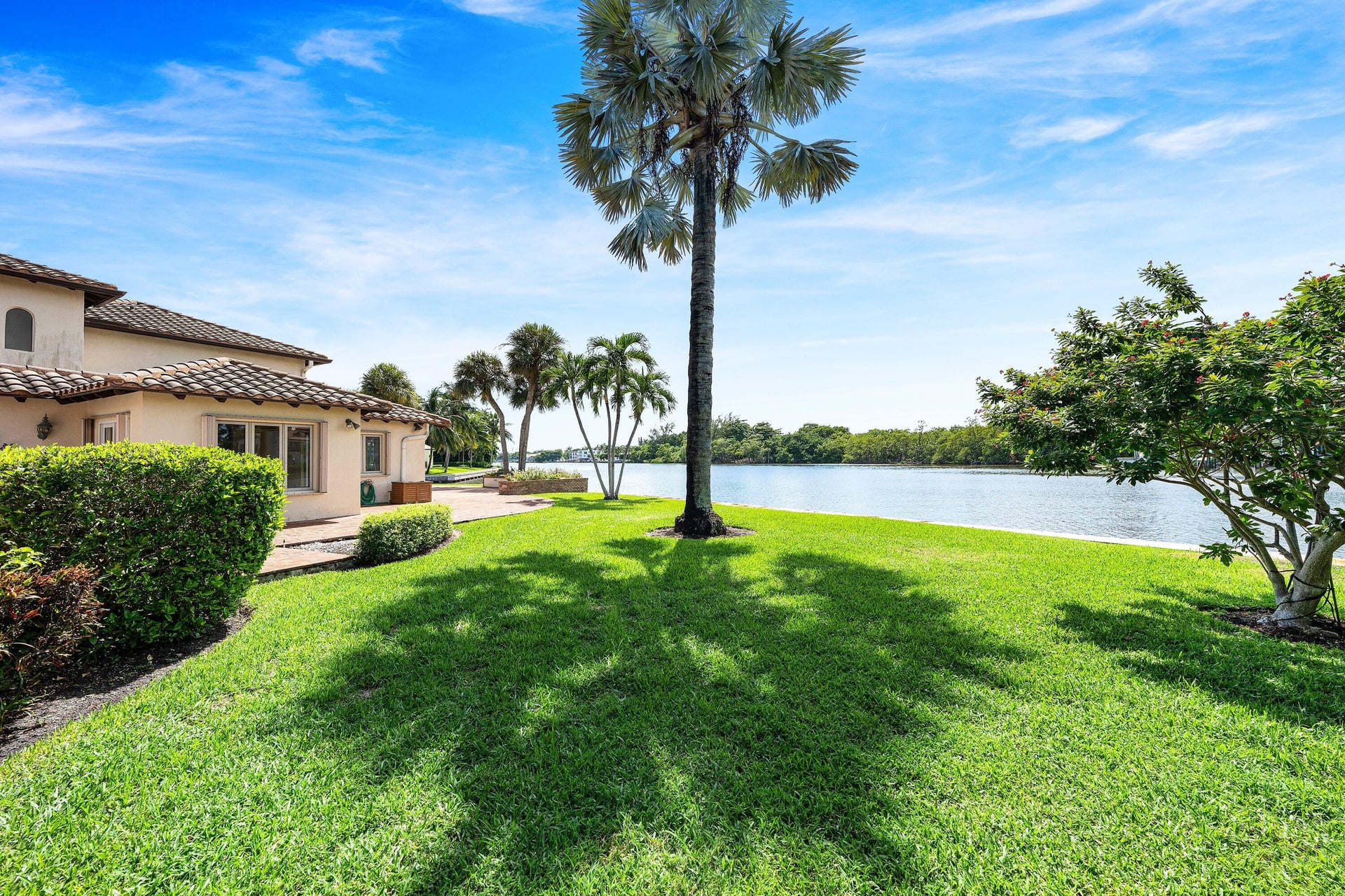 Palm Trail Delray Beach Residence photo 16