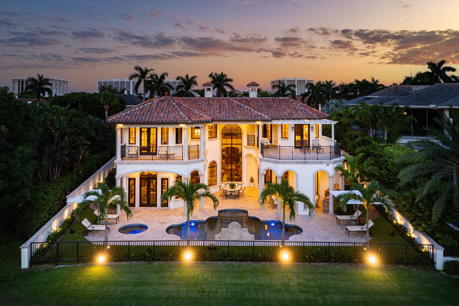 Royal Palm Yacht and Country Club Residence photo 4