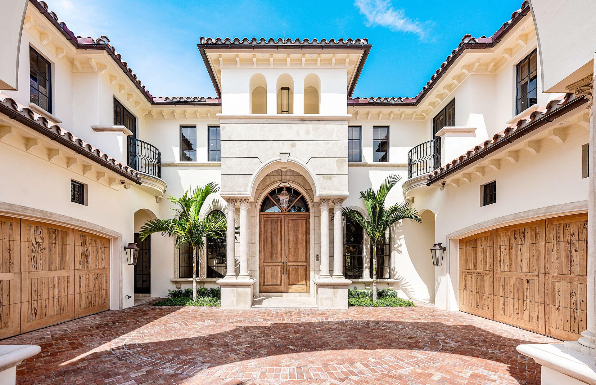 Royal Palm Yacht and Country Club Residence photo 8