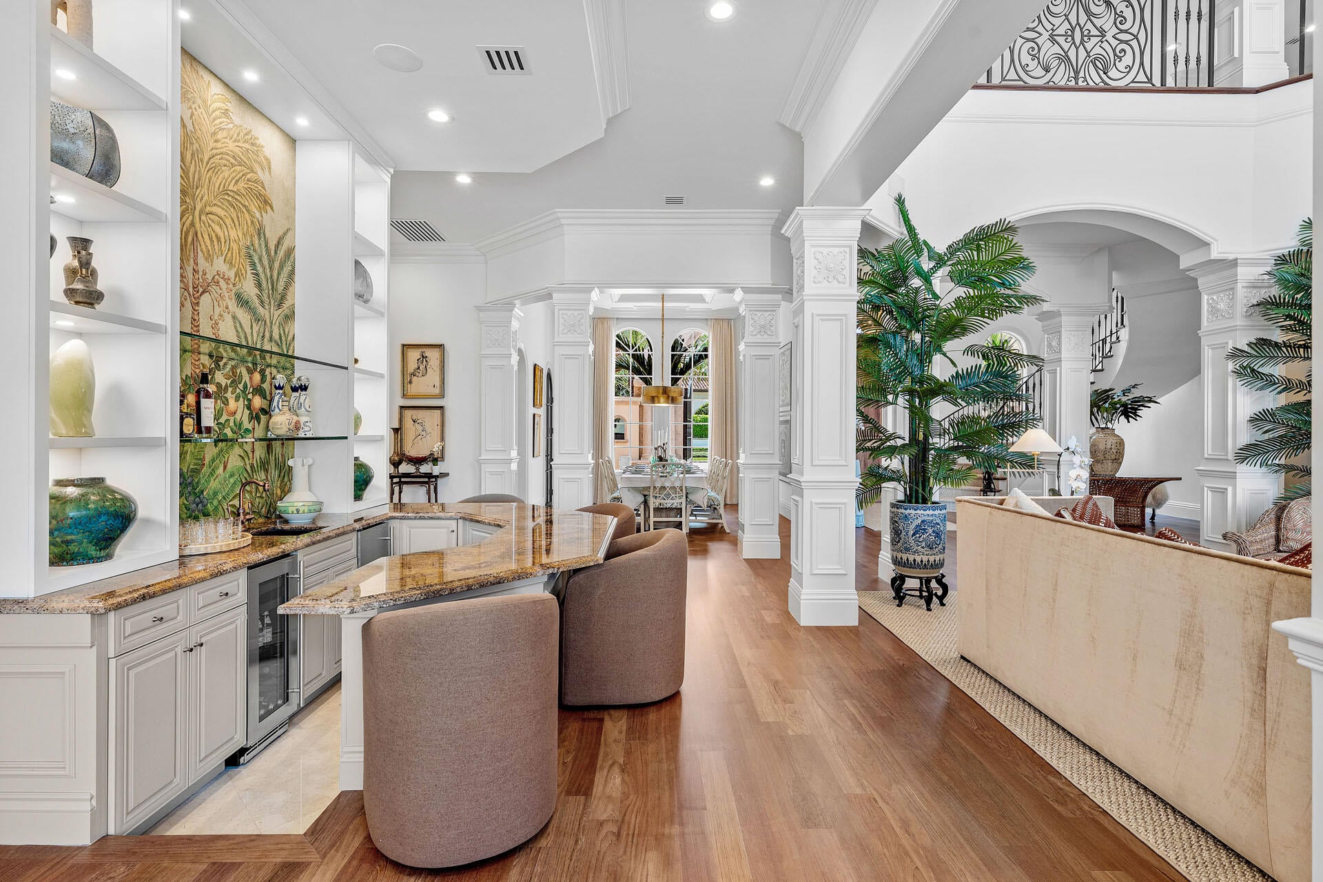 Royal Palm Yacht and Country Club Residence photo 14