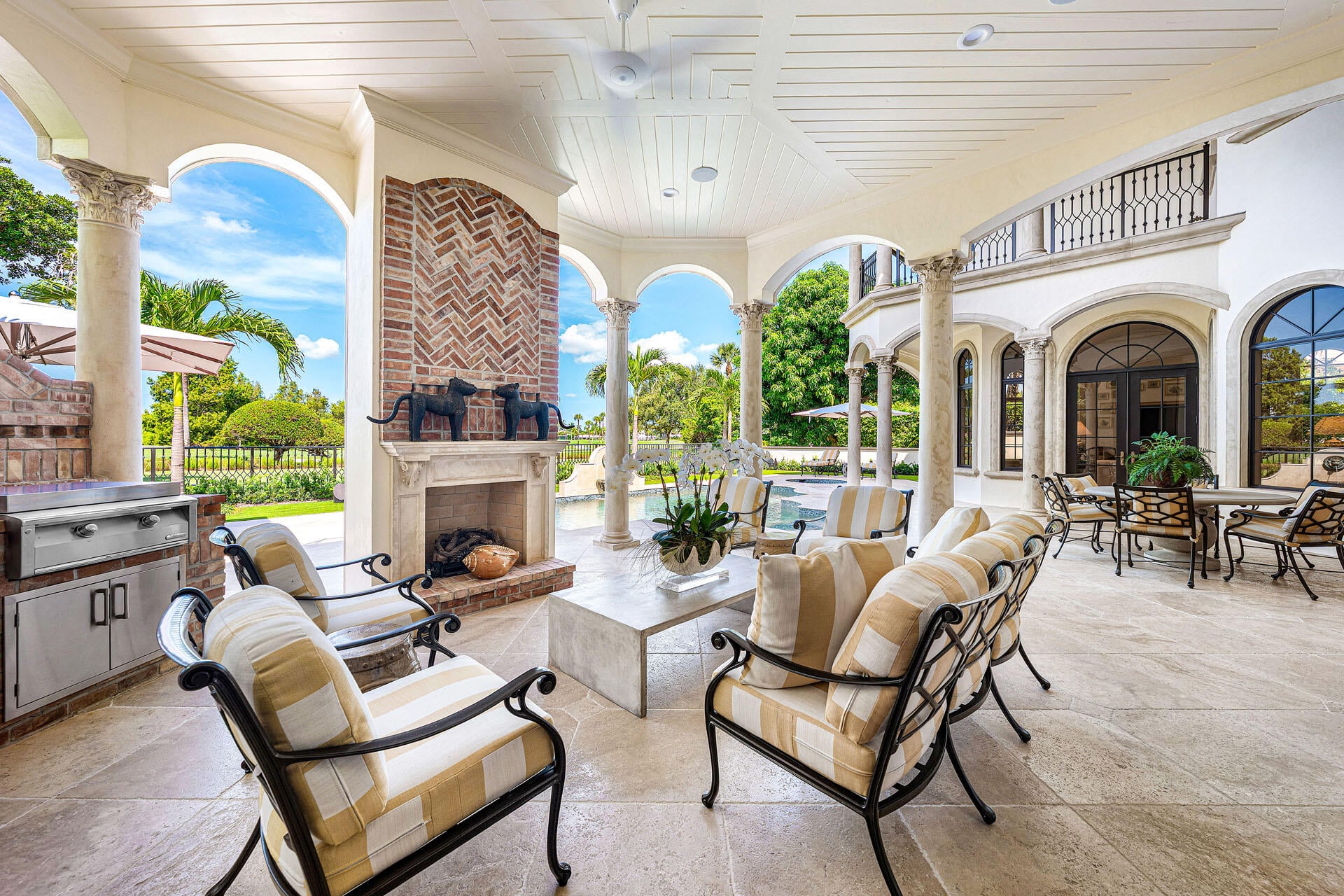 Royal Palm Yacht and Country Club Residence photo 20