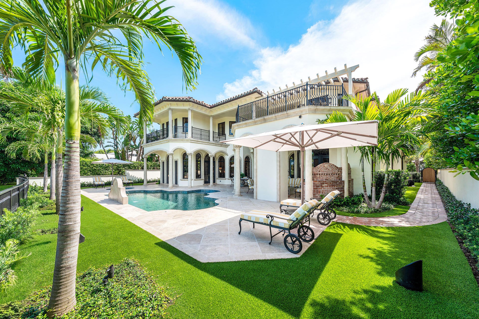 Royal Palm Yacht and Country Club Residence photo 25