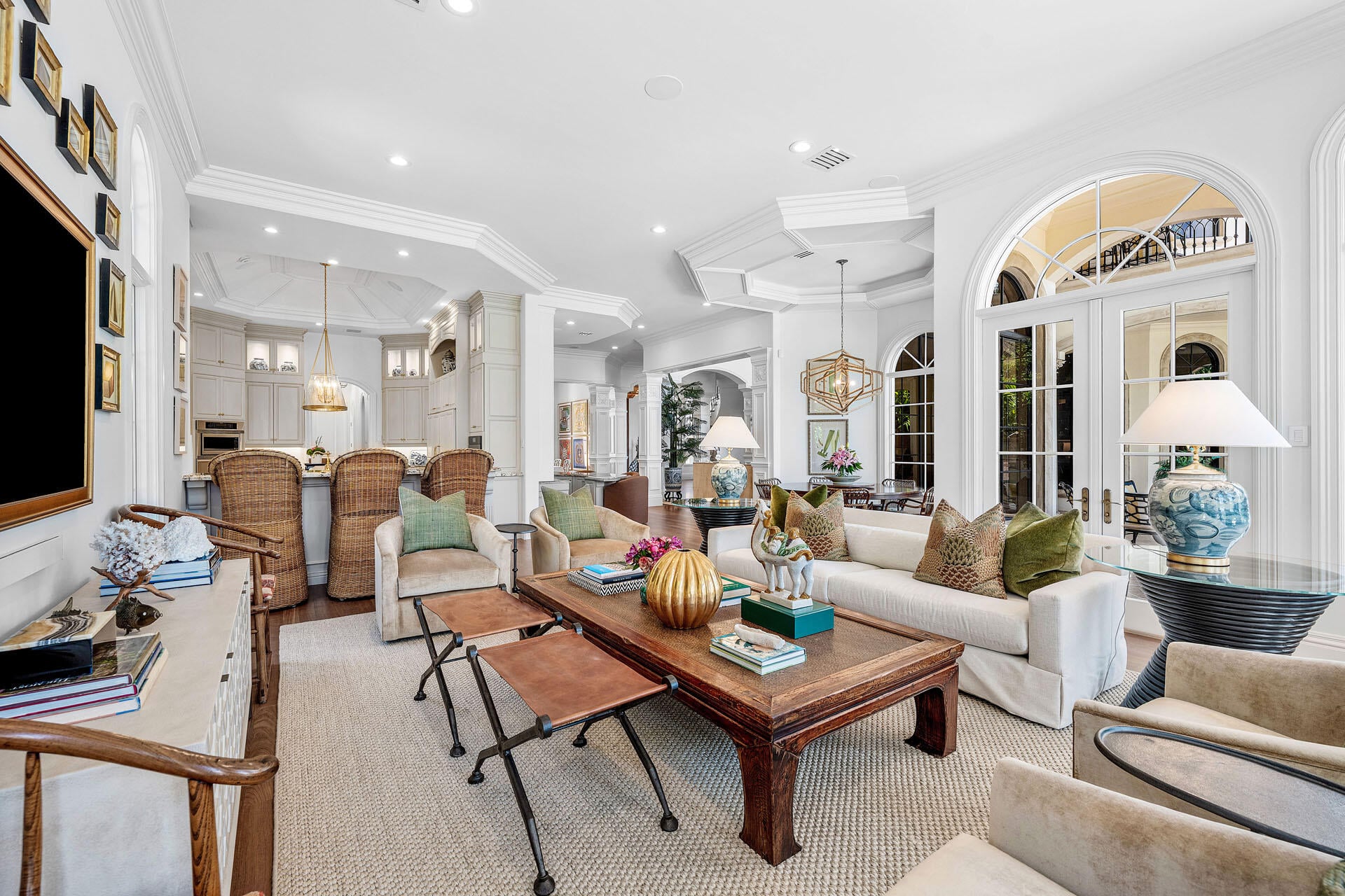 Royal Palm Yacht and Country Club Residence photo 27