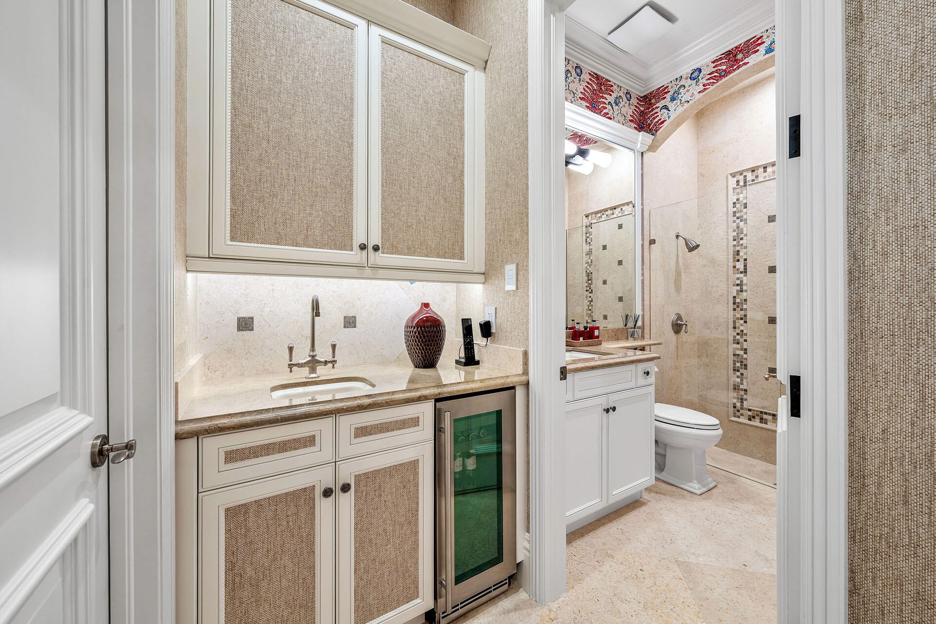 Royal Palm Yacht and Country Club Residence photo 42