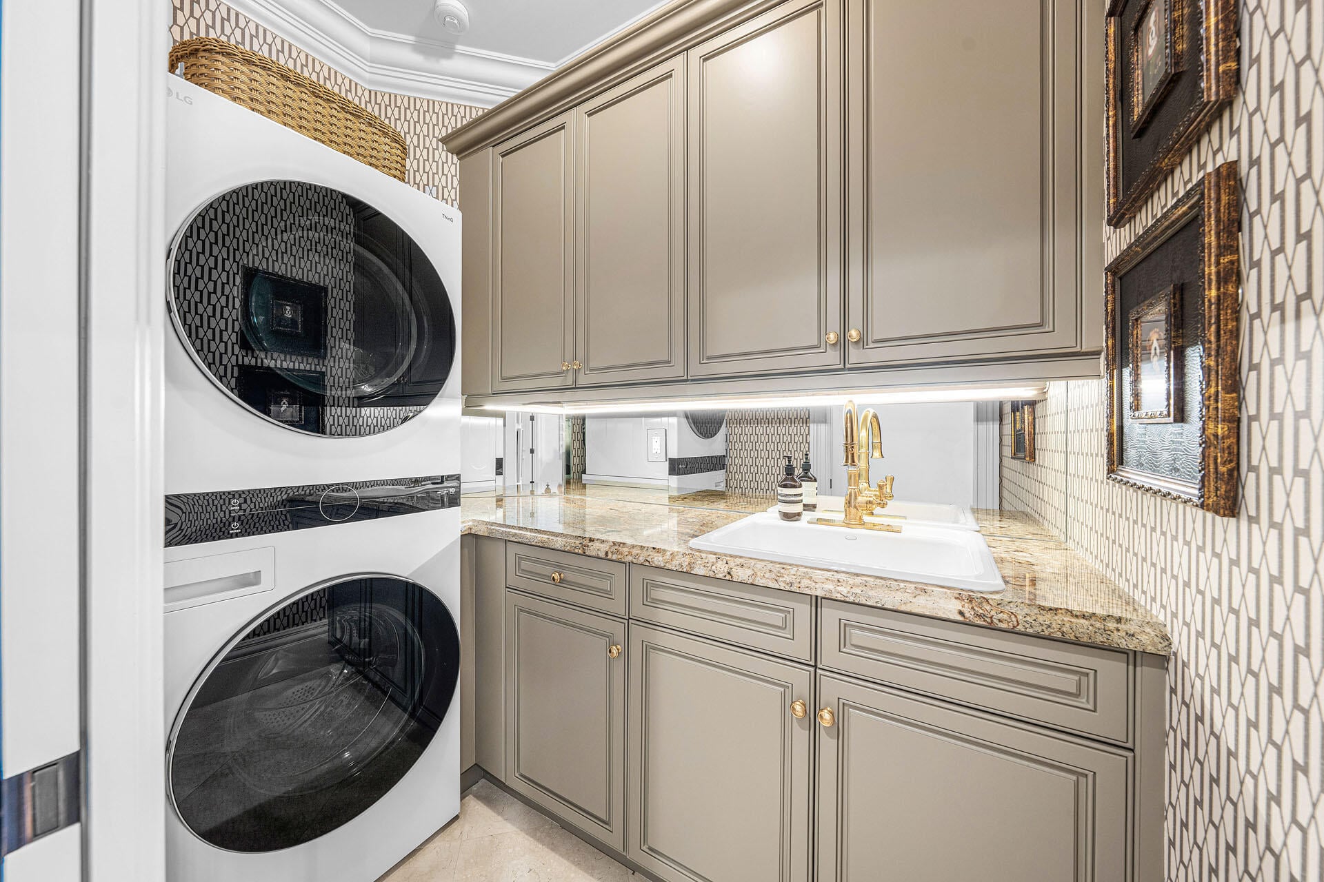 Royal Palm Yacht and Country Club Residence photo 65