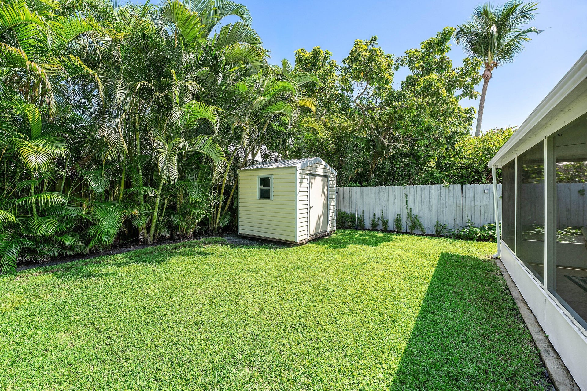  Residence photo 37