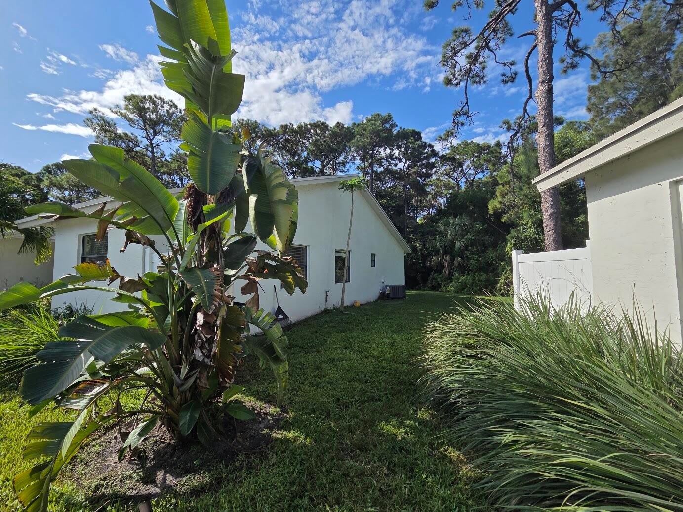  Residence photo 32