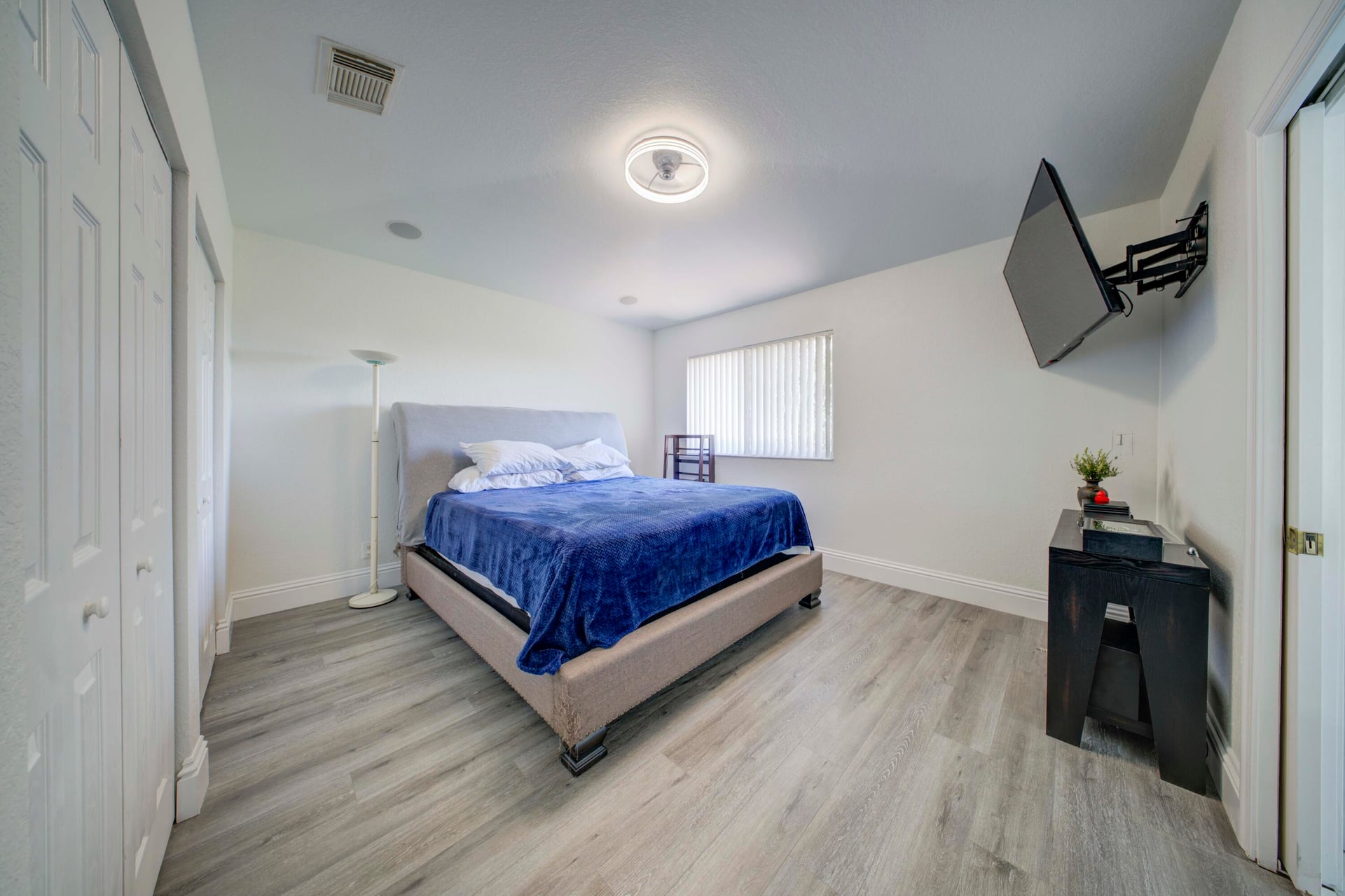 Residence photo 2