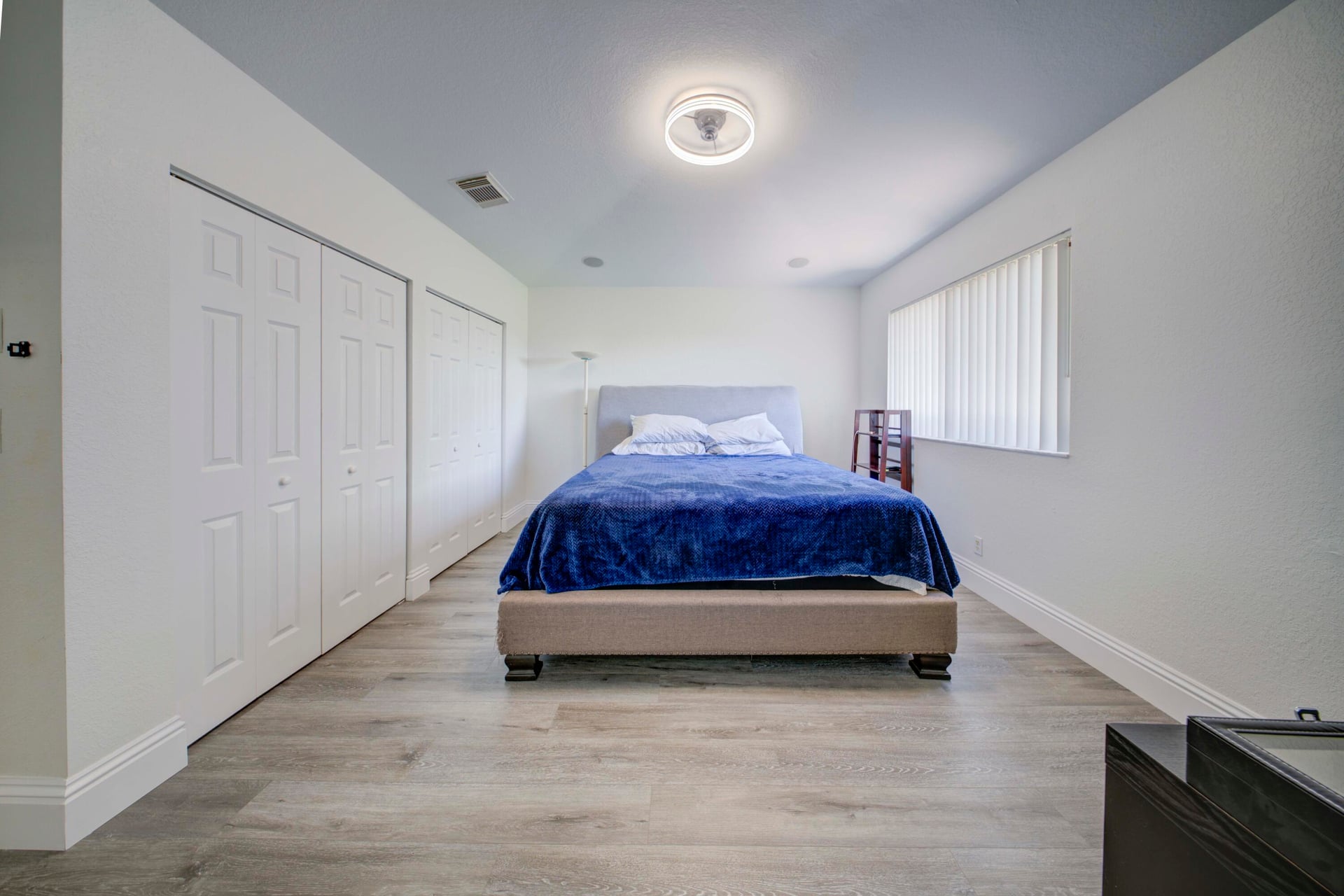 Residence photo 3