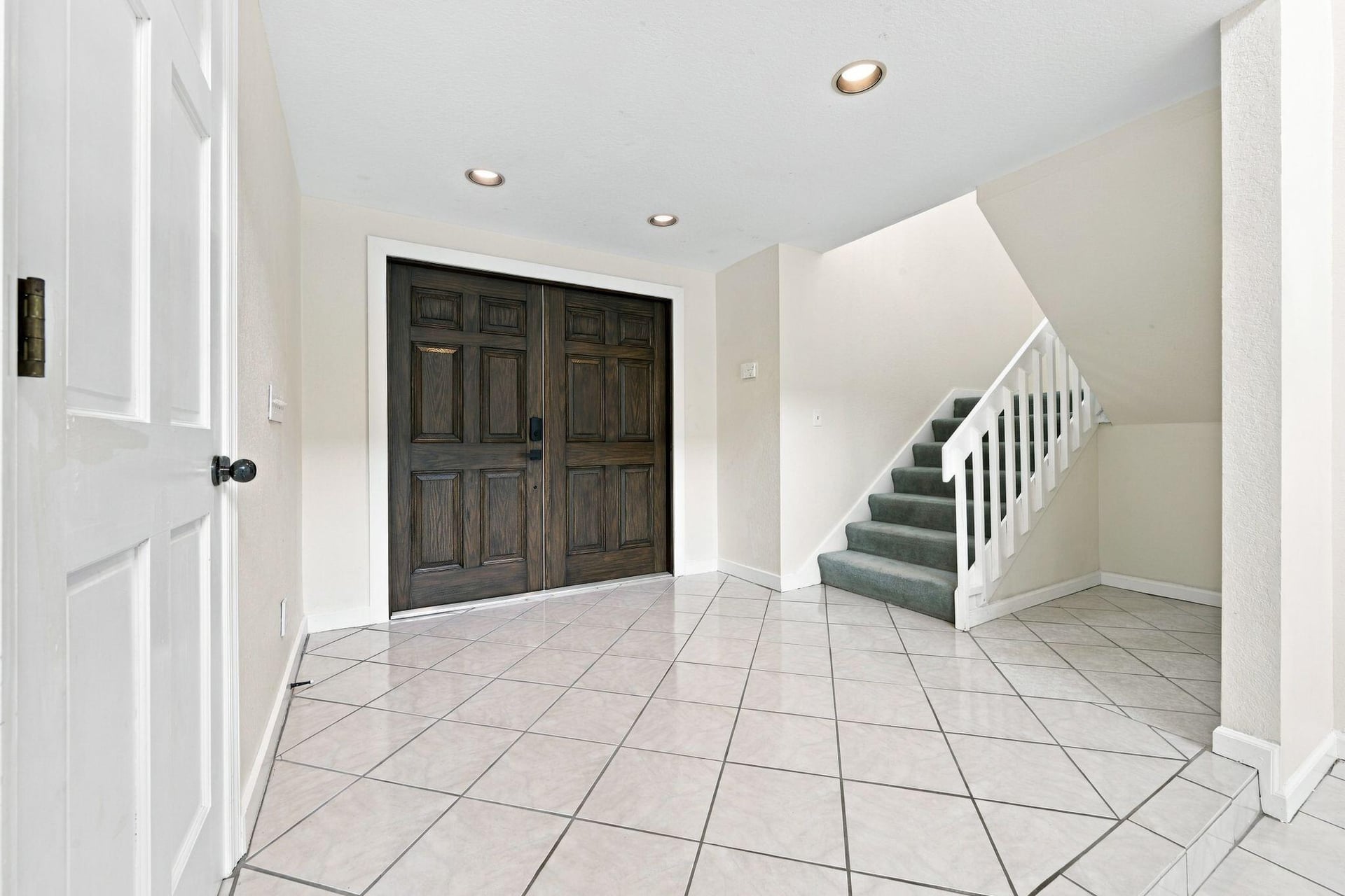  Residence photo 4