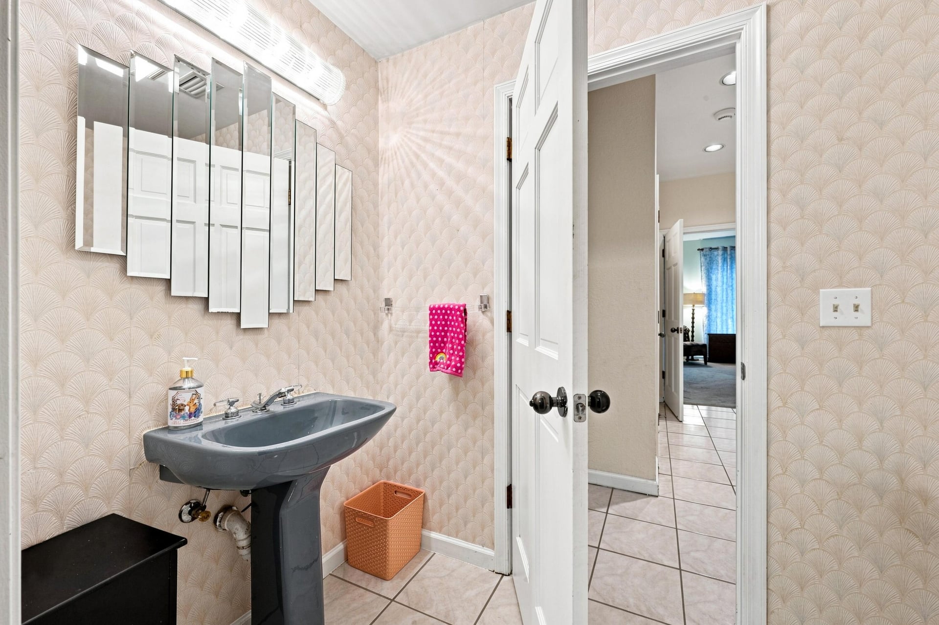  Residence photo 34