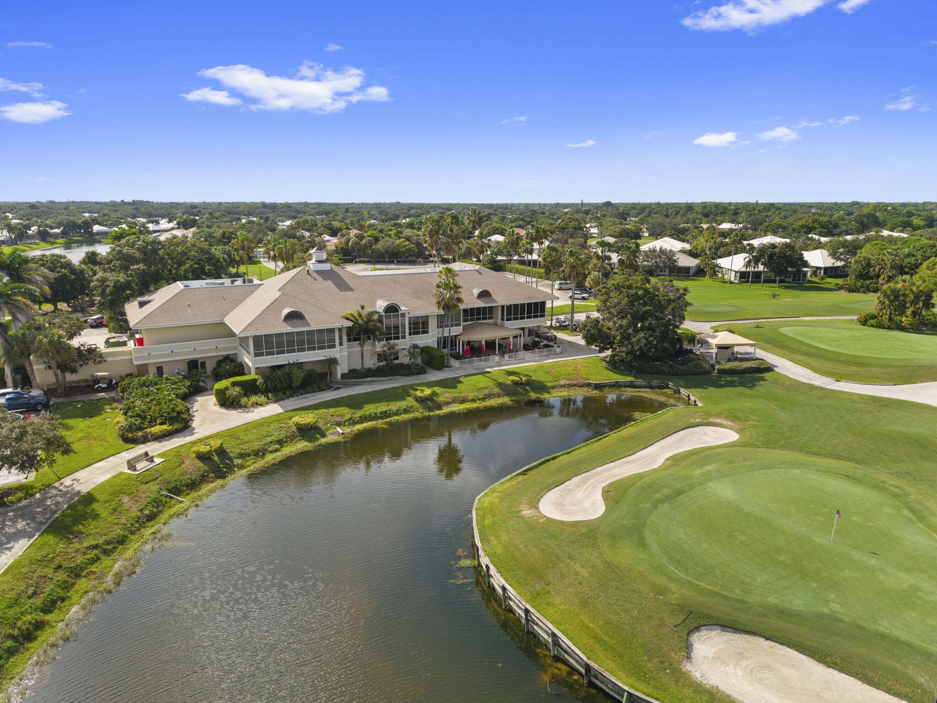 Monarch Country Club Residence photo 21