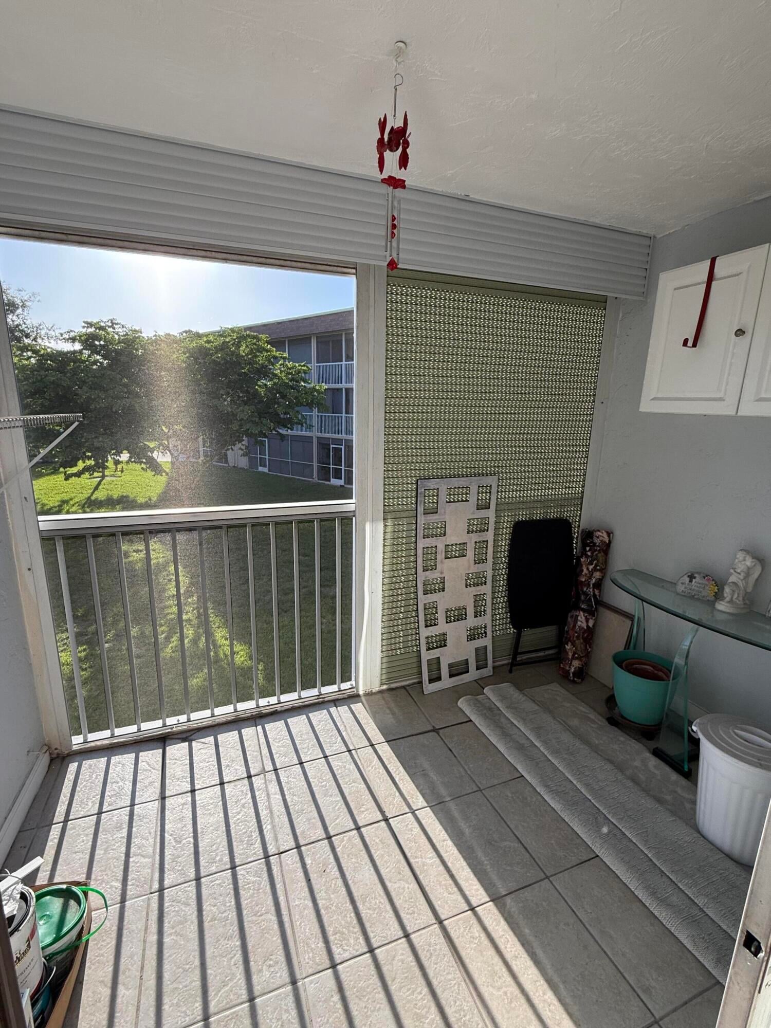 Unit 218 photo 10