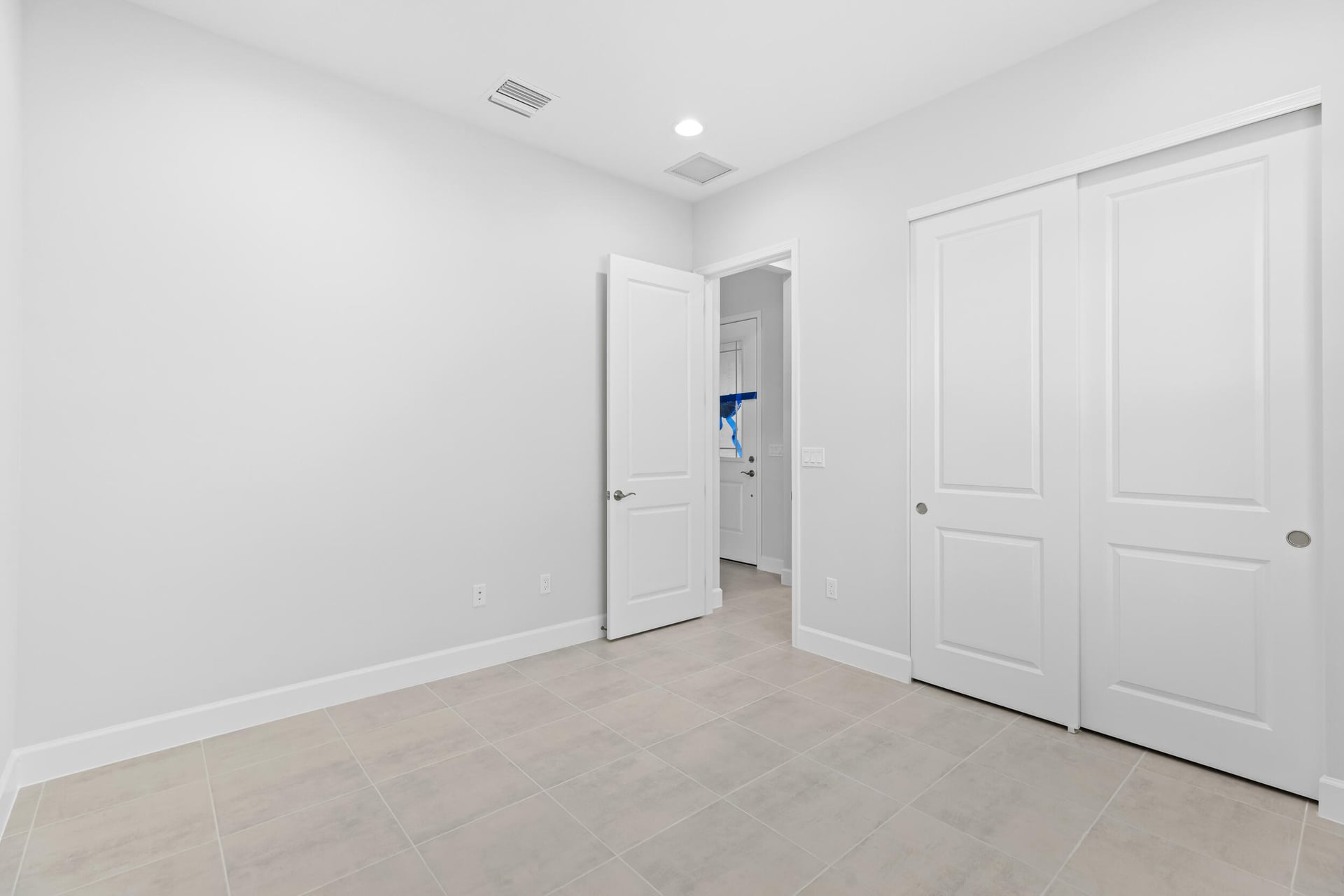 Residence photo 22
