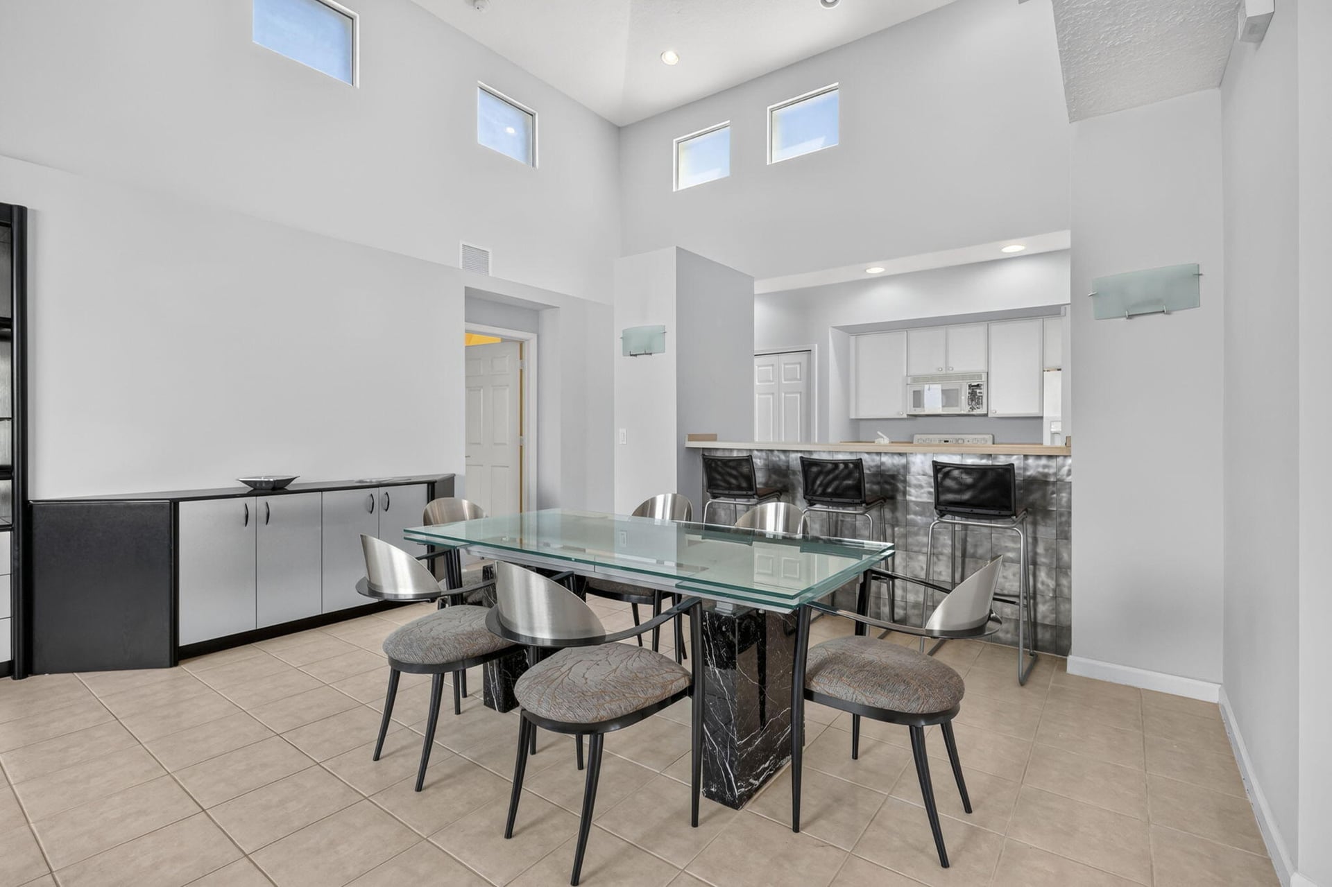 Residence photo 9