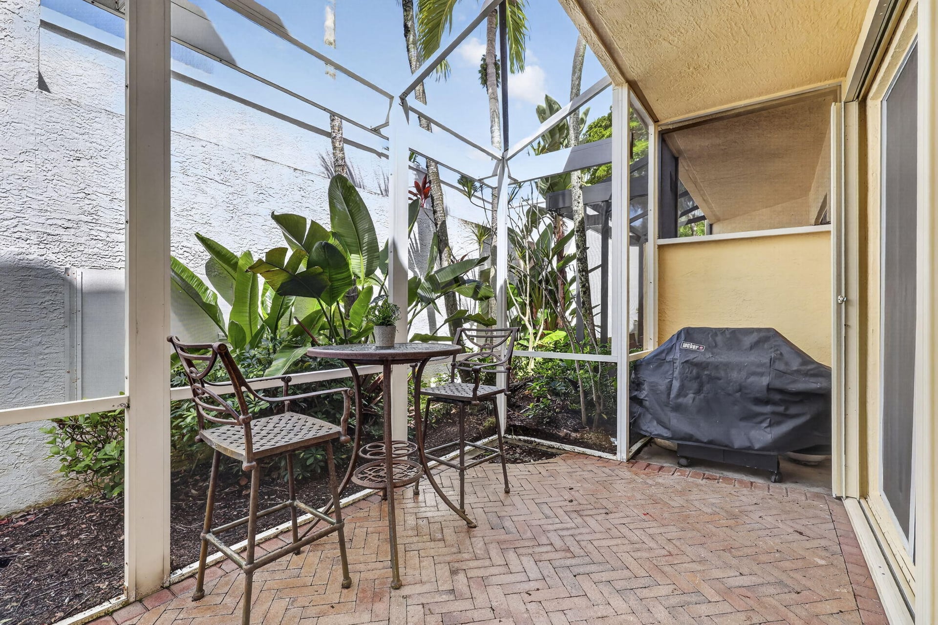  Residence photo 36