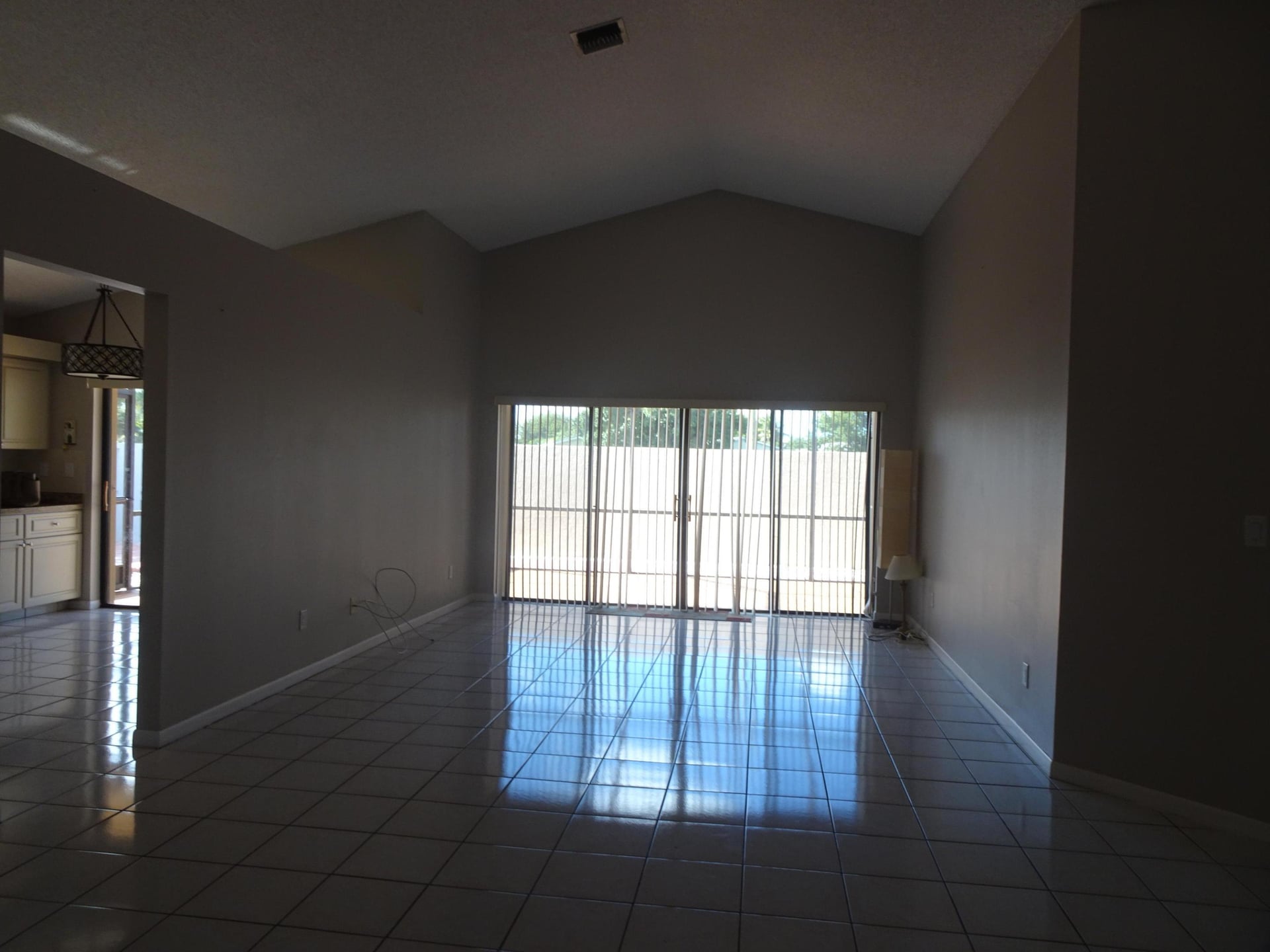  Residence photo 11