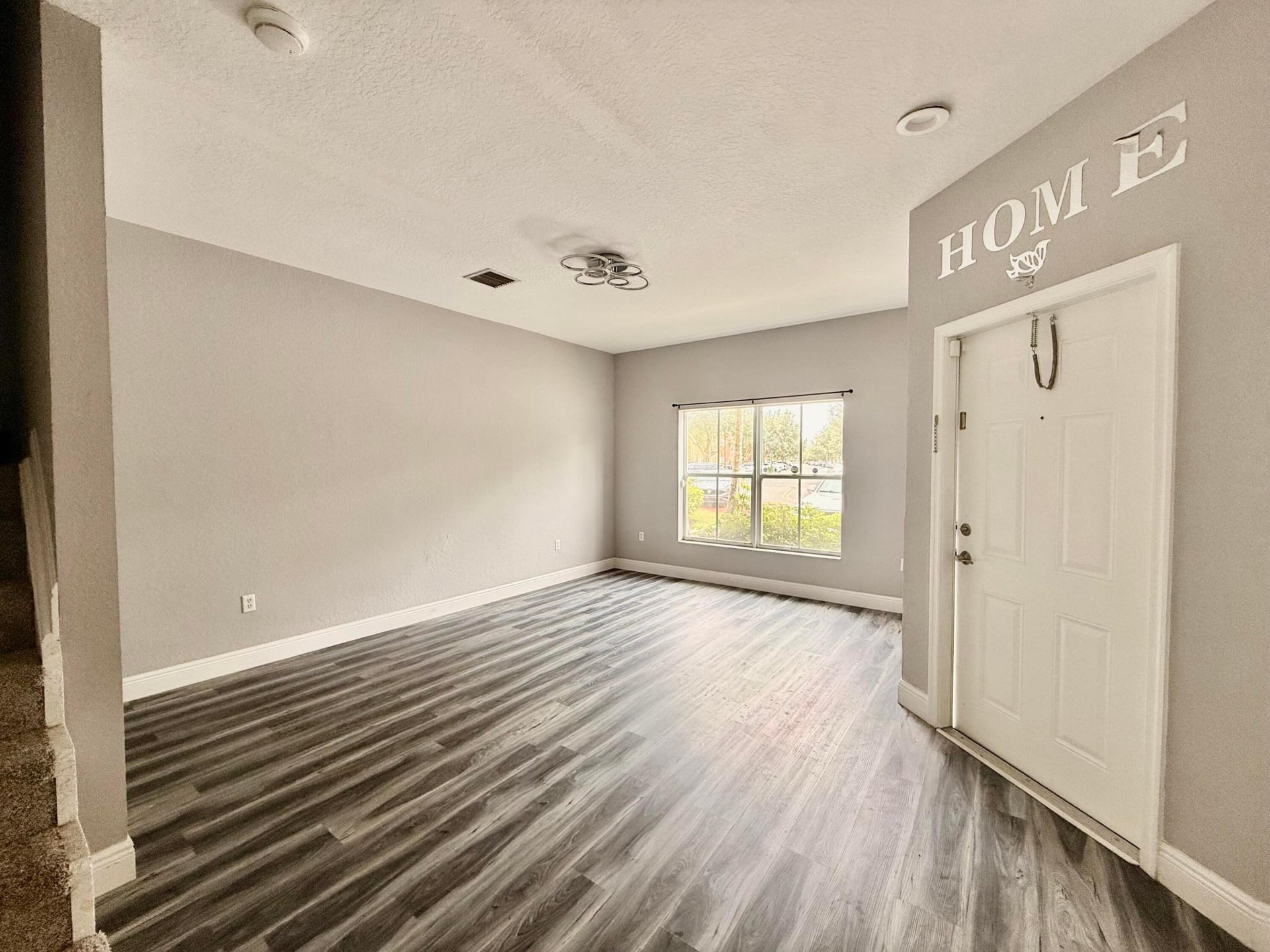  Residence photo 4