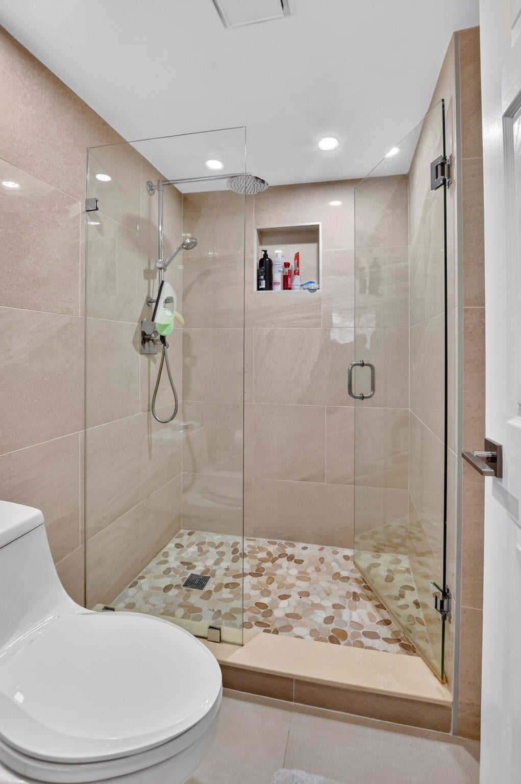  Unit 304 photo 20