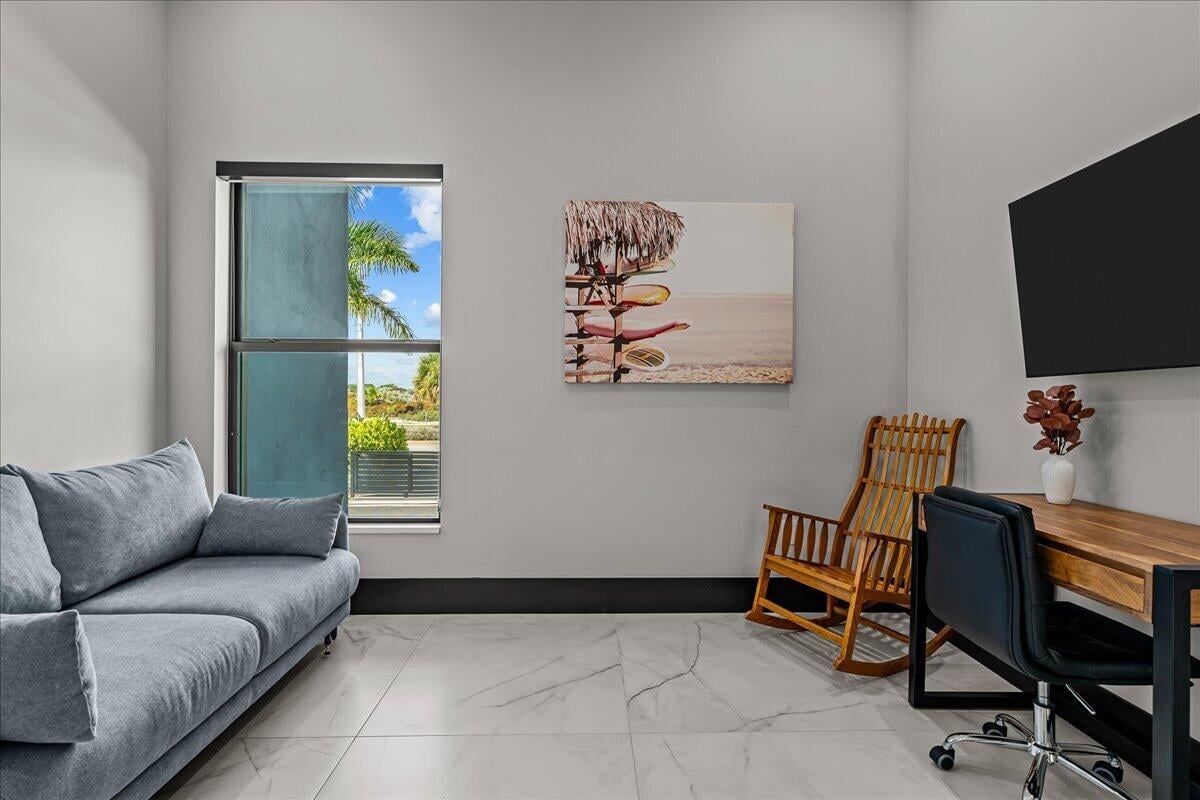  Residence photo 45