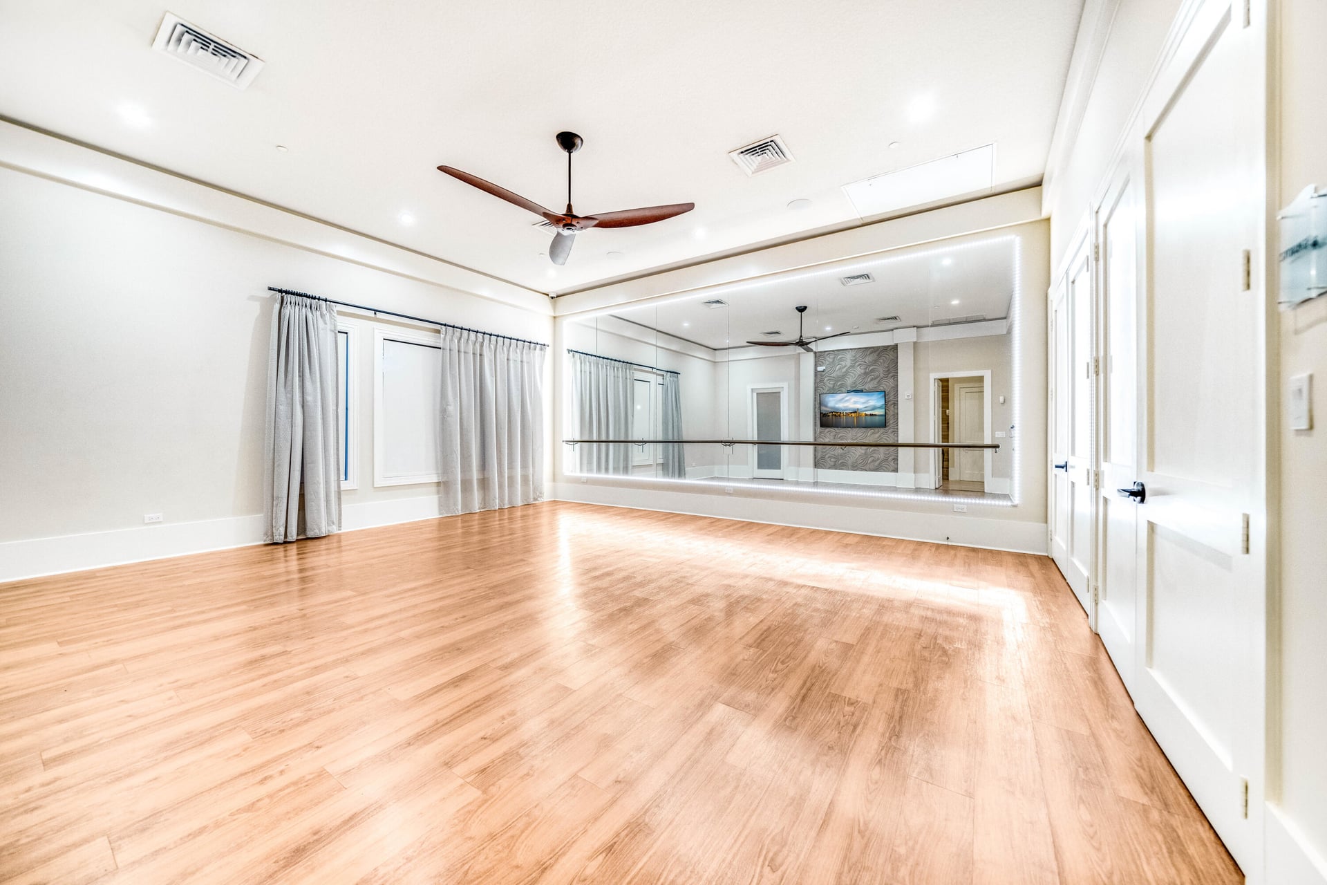 Residence photo 19