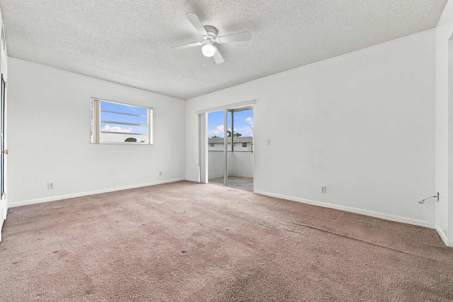Residence photo 17