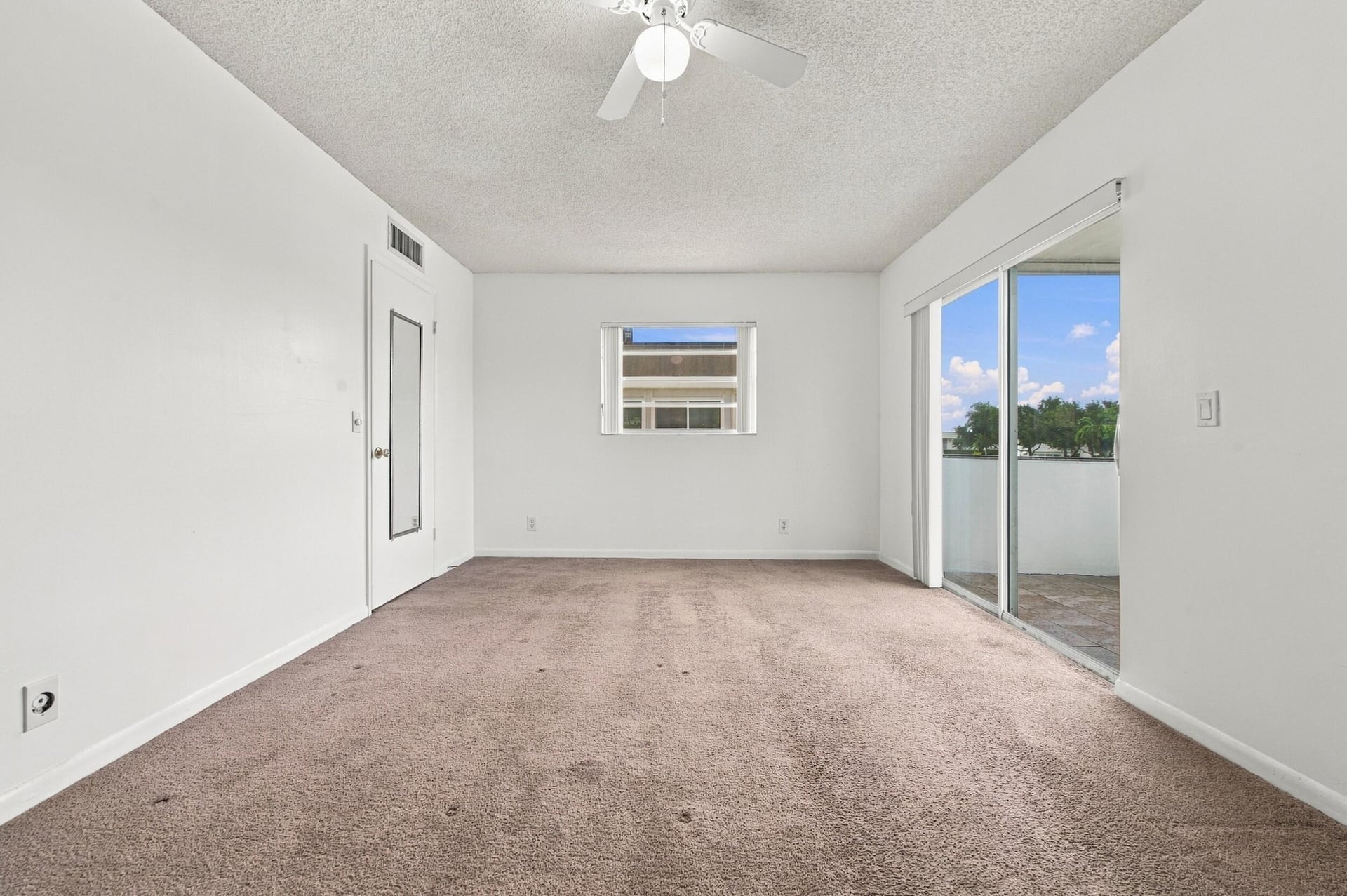 Residence photo 20