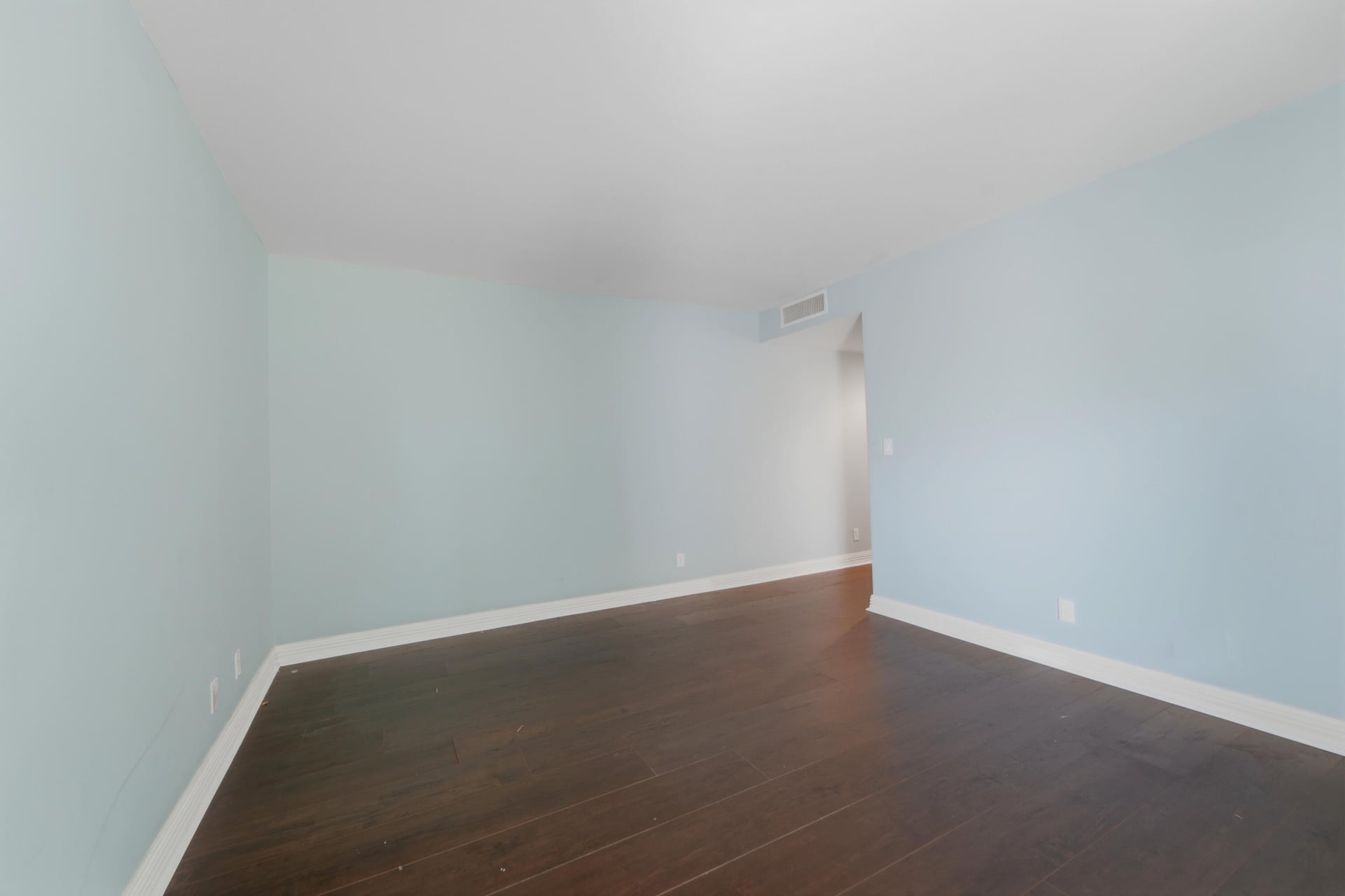 Unit 103 photo 14