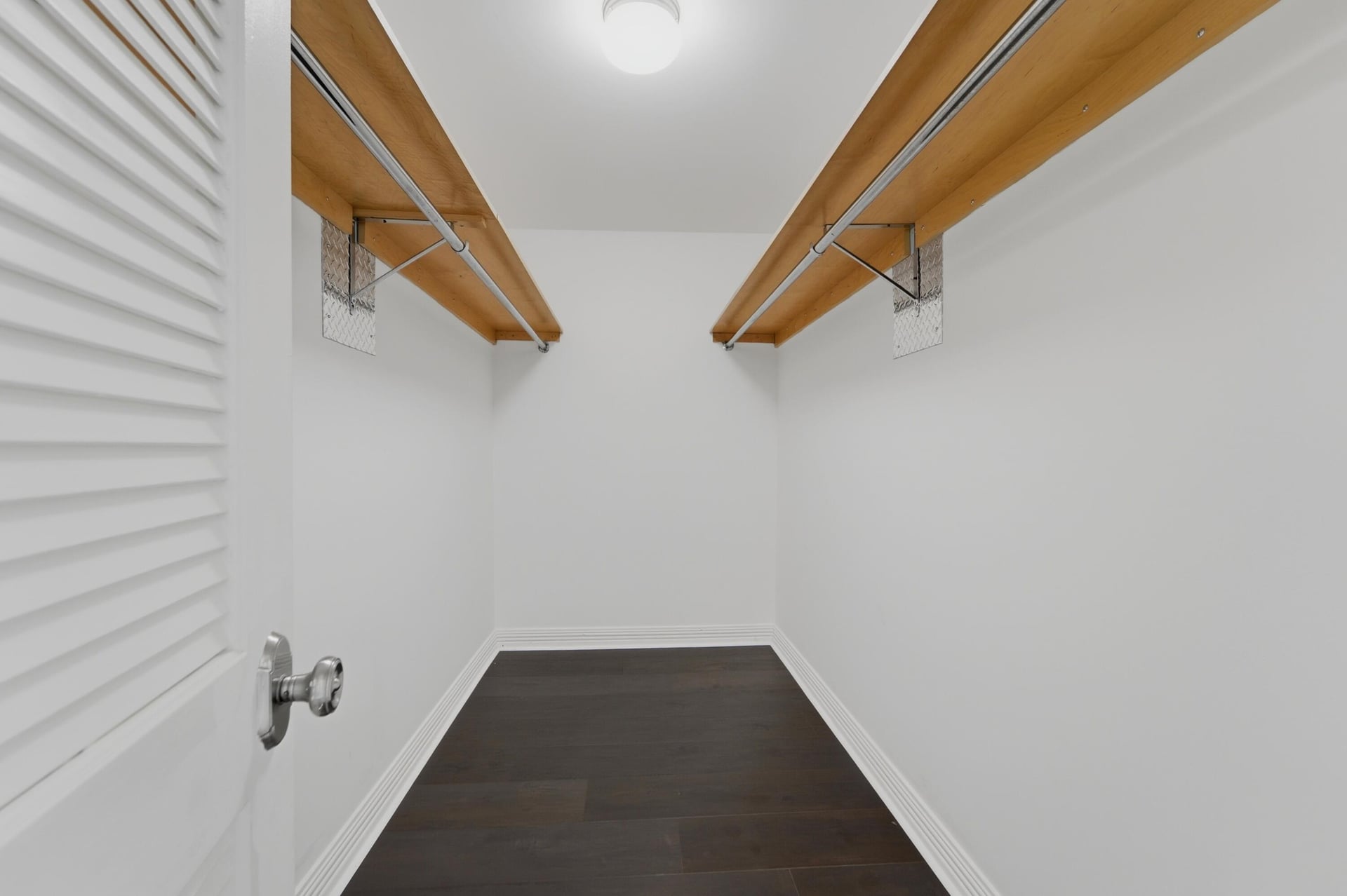Unit 103 photo 16