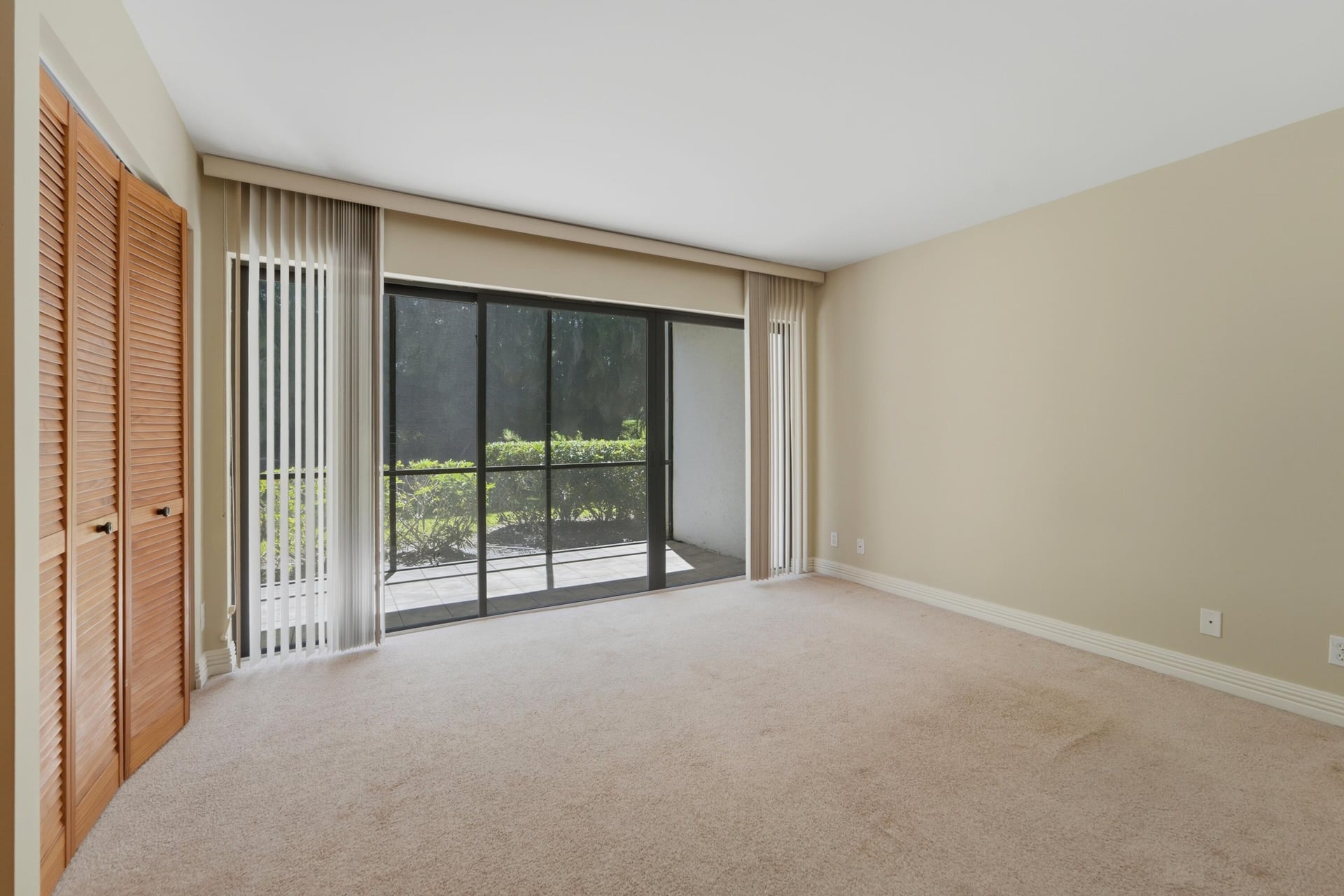 Unit 103 photo 20
