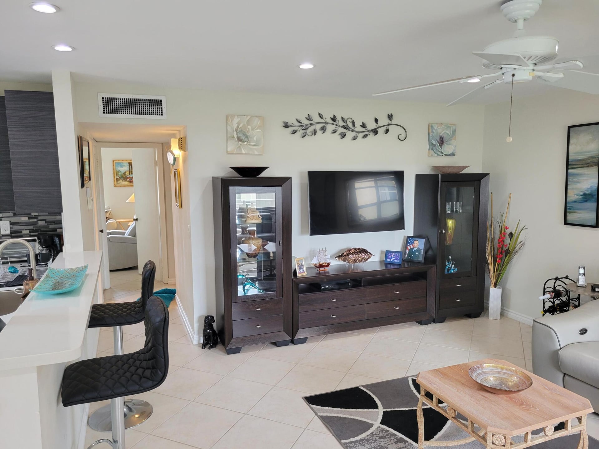  Residence photo 6