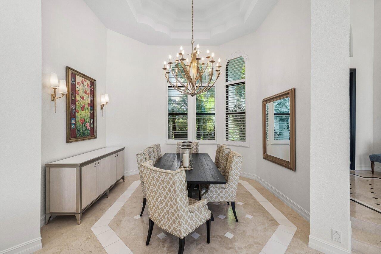 Woodfield Country Club Residence photo 9